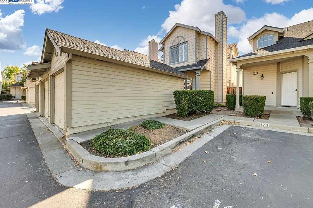 39705 Potrero Dr, Newark, CA 94560