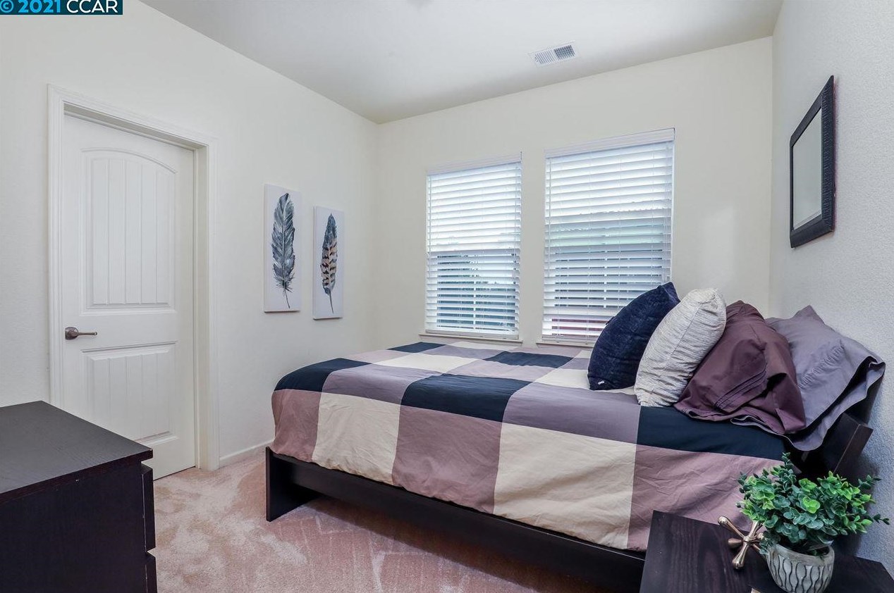 2116 Carrara St, Los Angeles CA  94513-7116 exterior