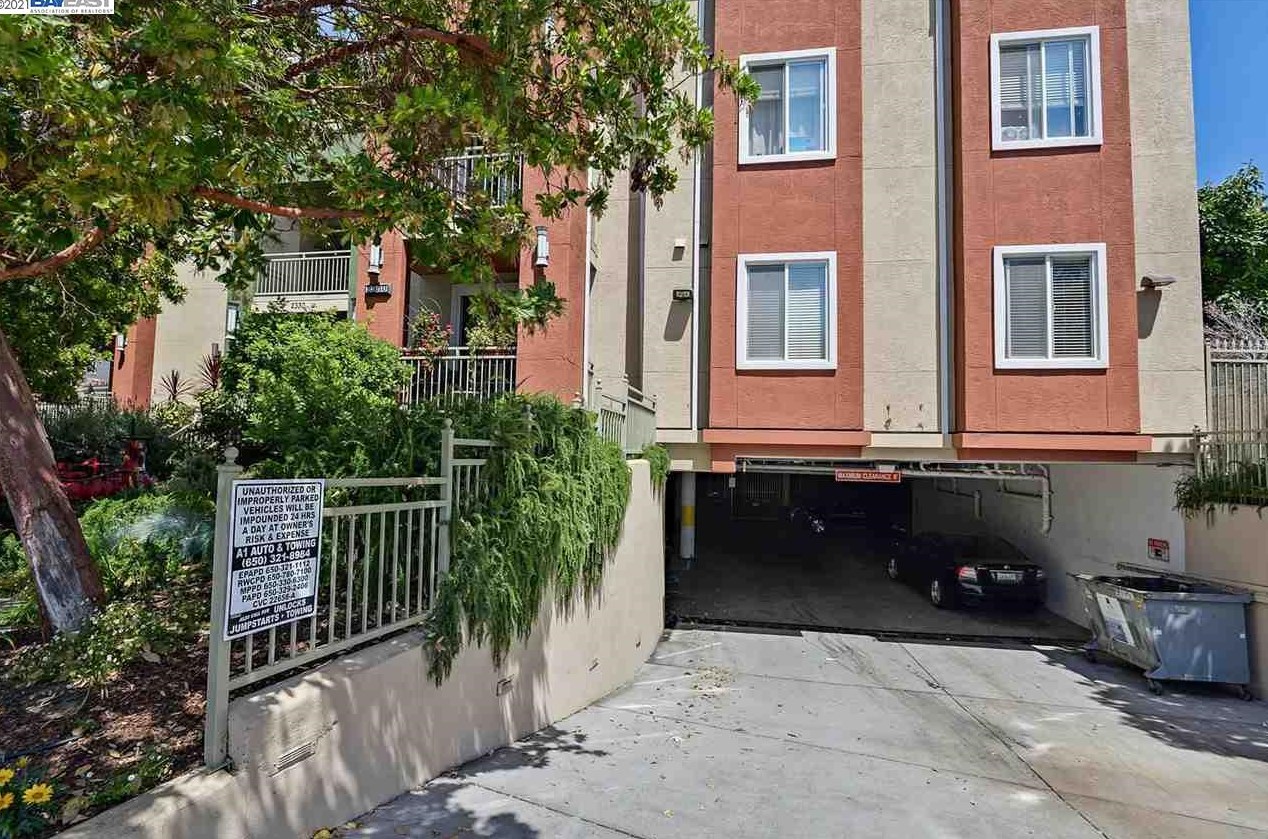 2330 University Ave #240, Palo Alto, CA 94303