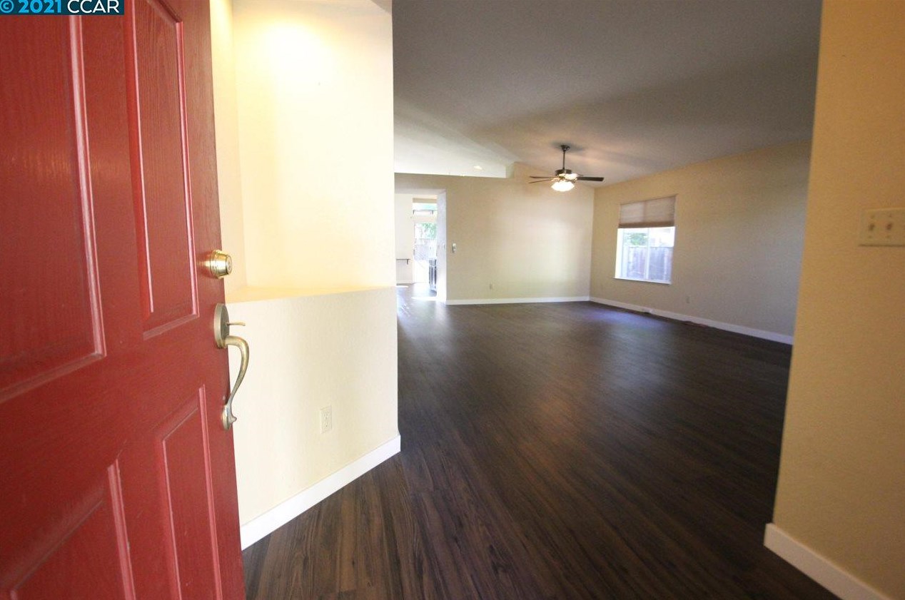 293 Amberleaf Way, Los Angeles, CA 94513-2514