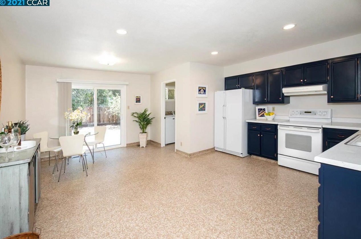 1200 Babel Ln, Concord CA  94518-1650 exterior