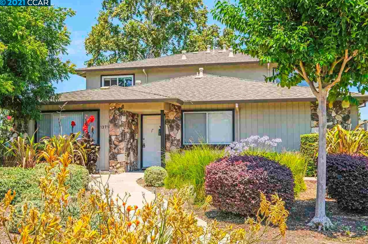 1371 Del Rio Ct, Concord, CA 94518-4324