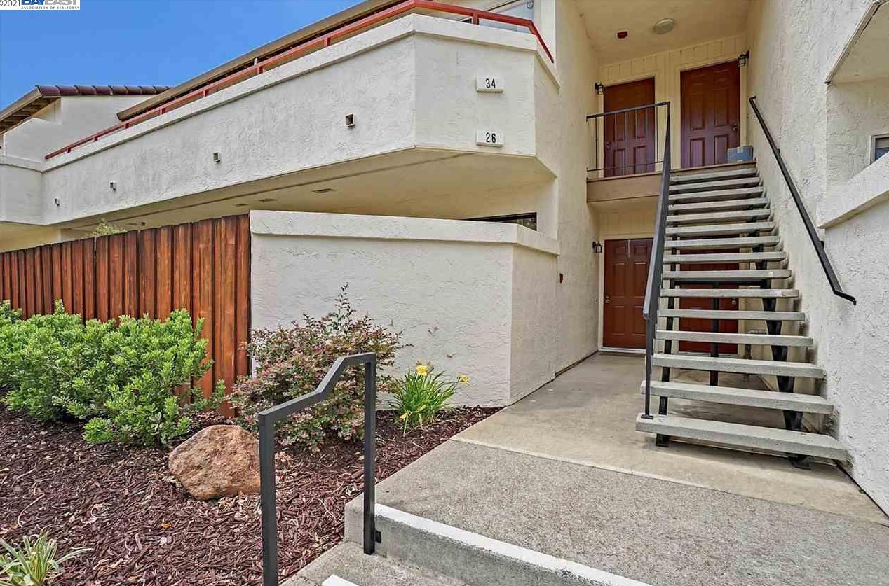 5080 Valley Crest Dr #34, Concord, CA 94521