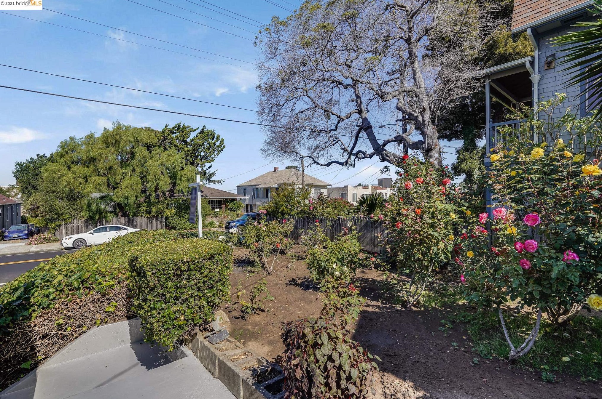 3048 23rd Ave, Oakland, CA 94602-1518