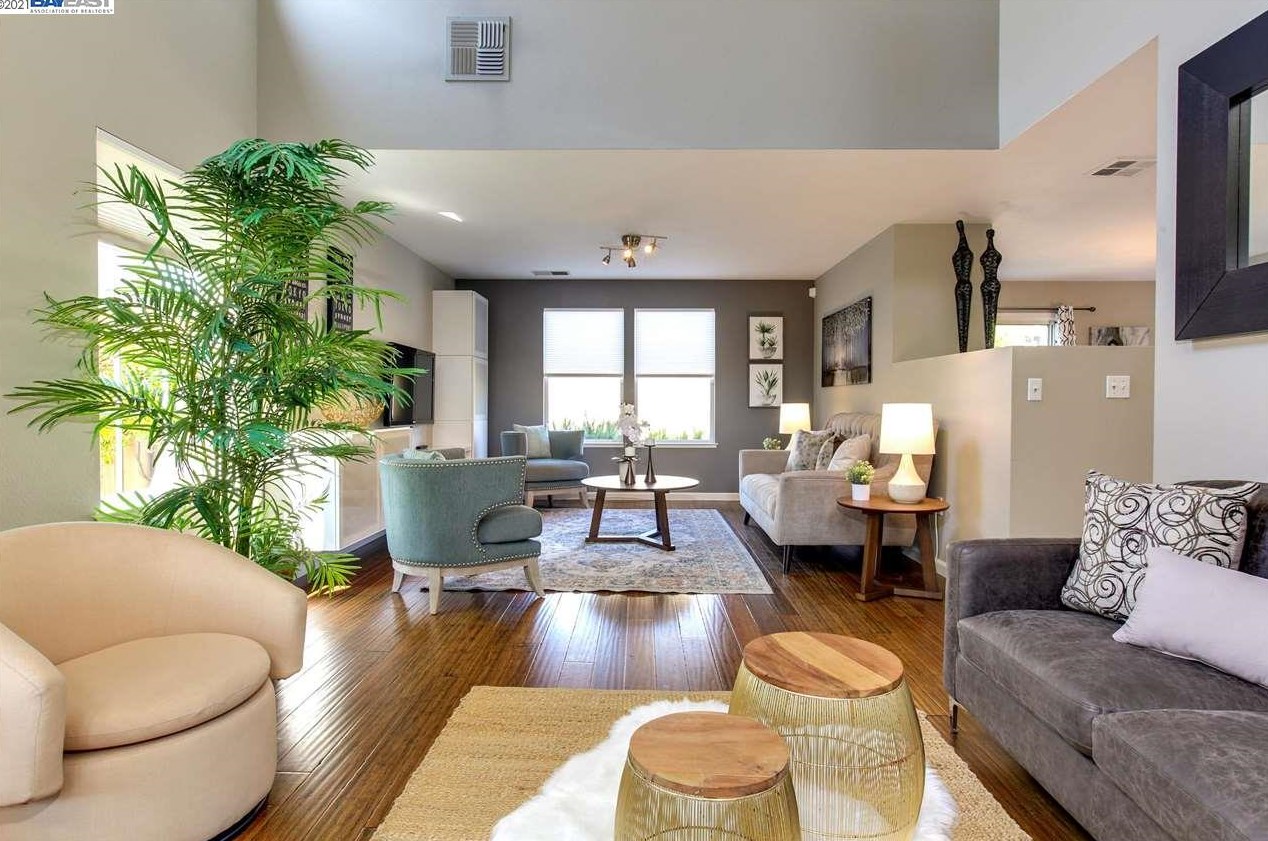 3 Dow Ct, Alameda, CA 94501-6407