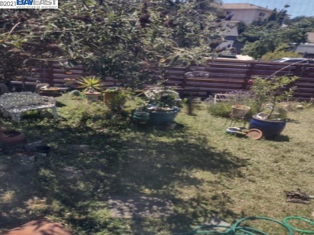 838 Appian Way, Richmond, CA 94803-1104