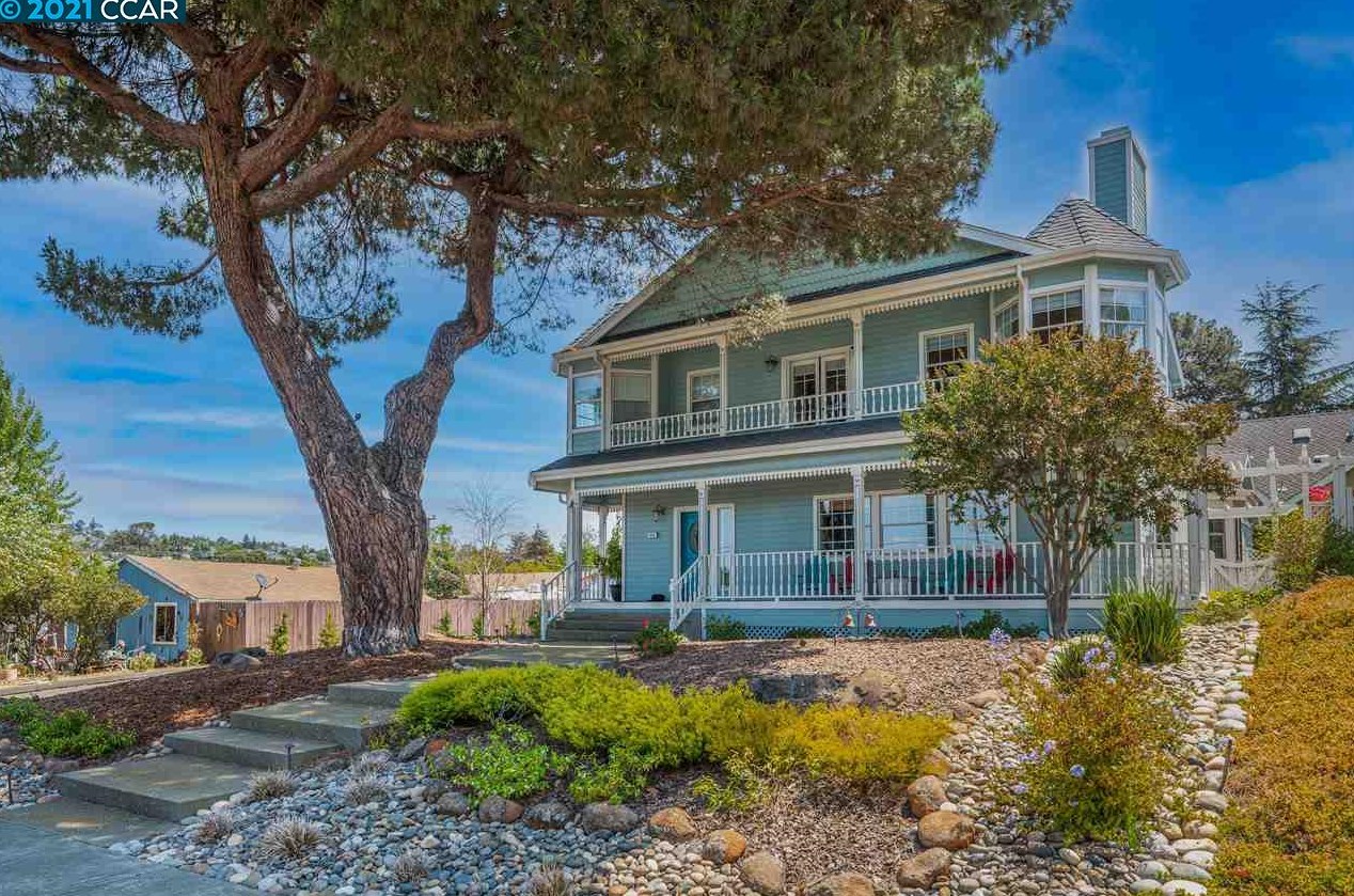 810 W 8th St, Benicia, CA 94510