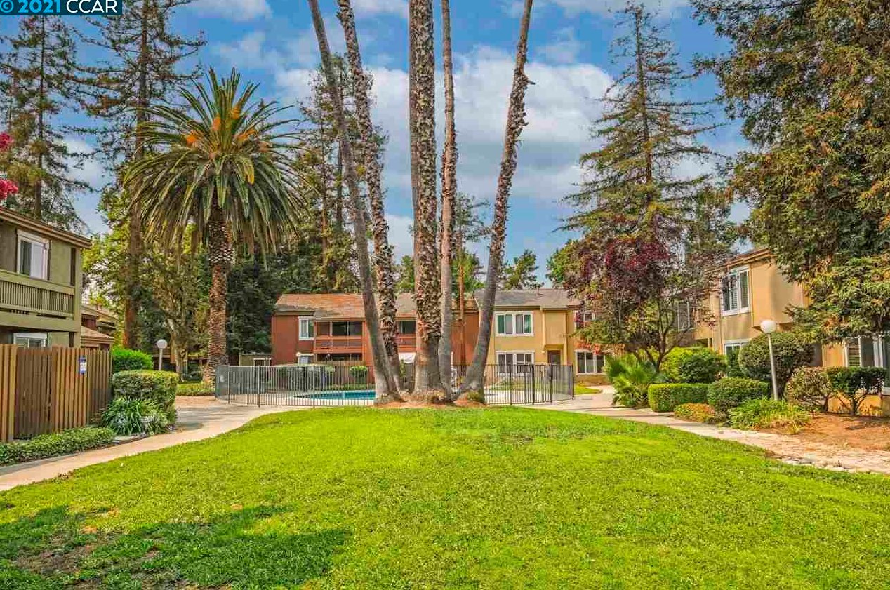 3055 Treat Blvd, Concord CA  94518-2777 exterior