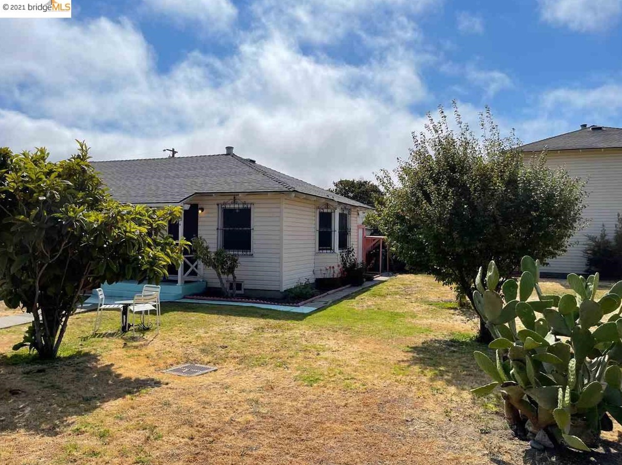110 Garrard Blvd, Richmond, CA 94801-3422