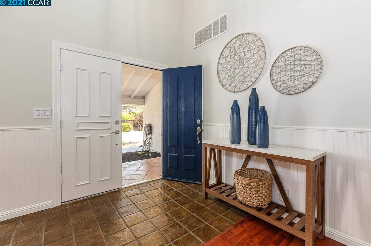 133 Firestone Dr, Walnut Creek, CA 94598-3659