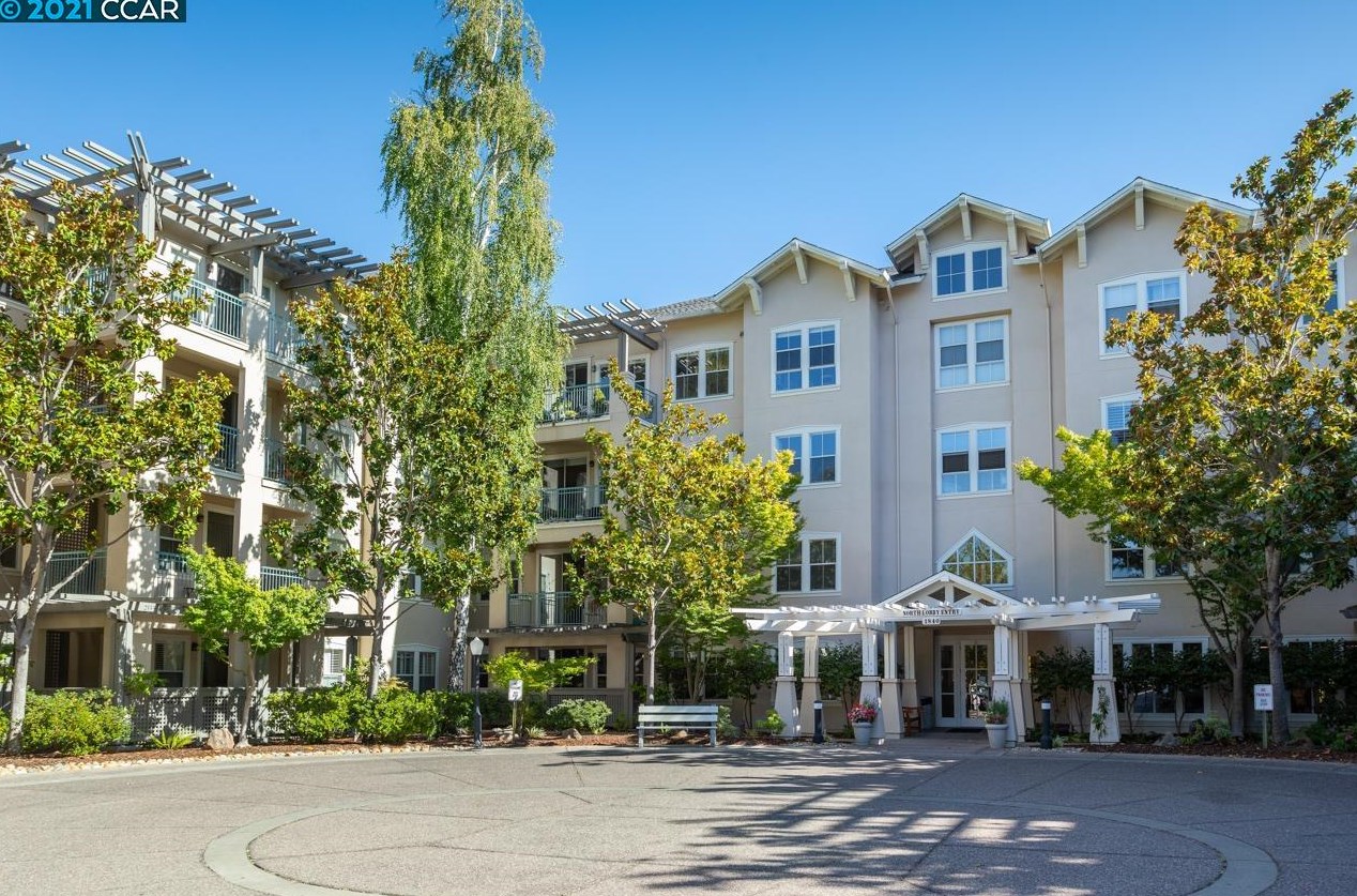 1840 Tice Creek Dr, Walnut Creek CA  94595-2400 exterior