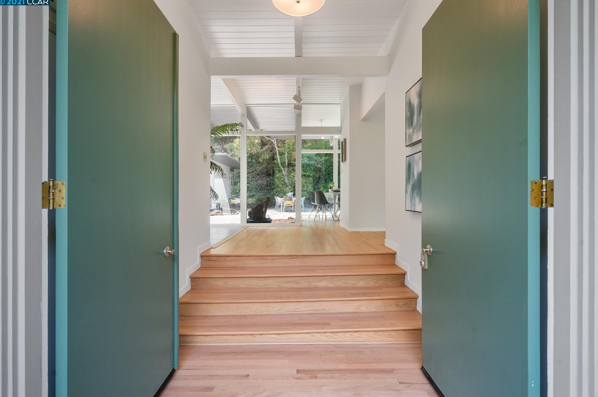 165 Canon Dr, Orinda, CA 94563