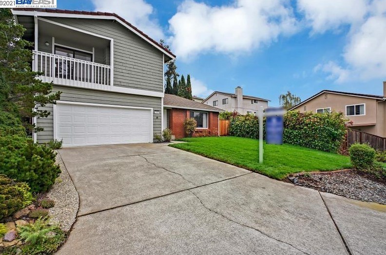 27108 Fielding Dr, Hayward, CA 94542-2434