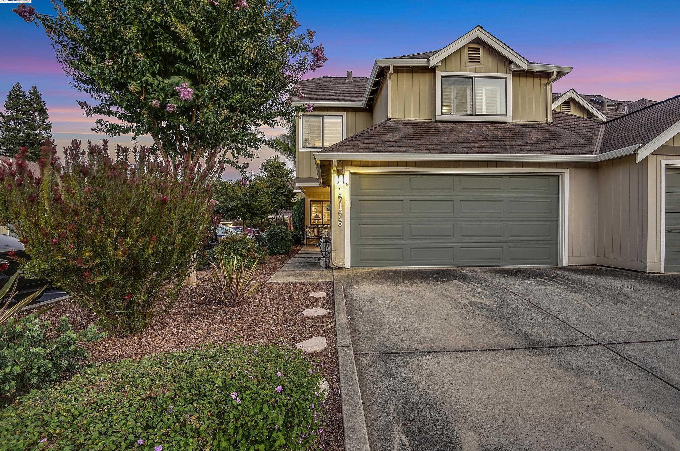 17176 Creekside Cir, Morgan Hill, CA 95037
