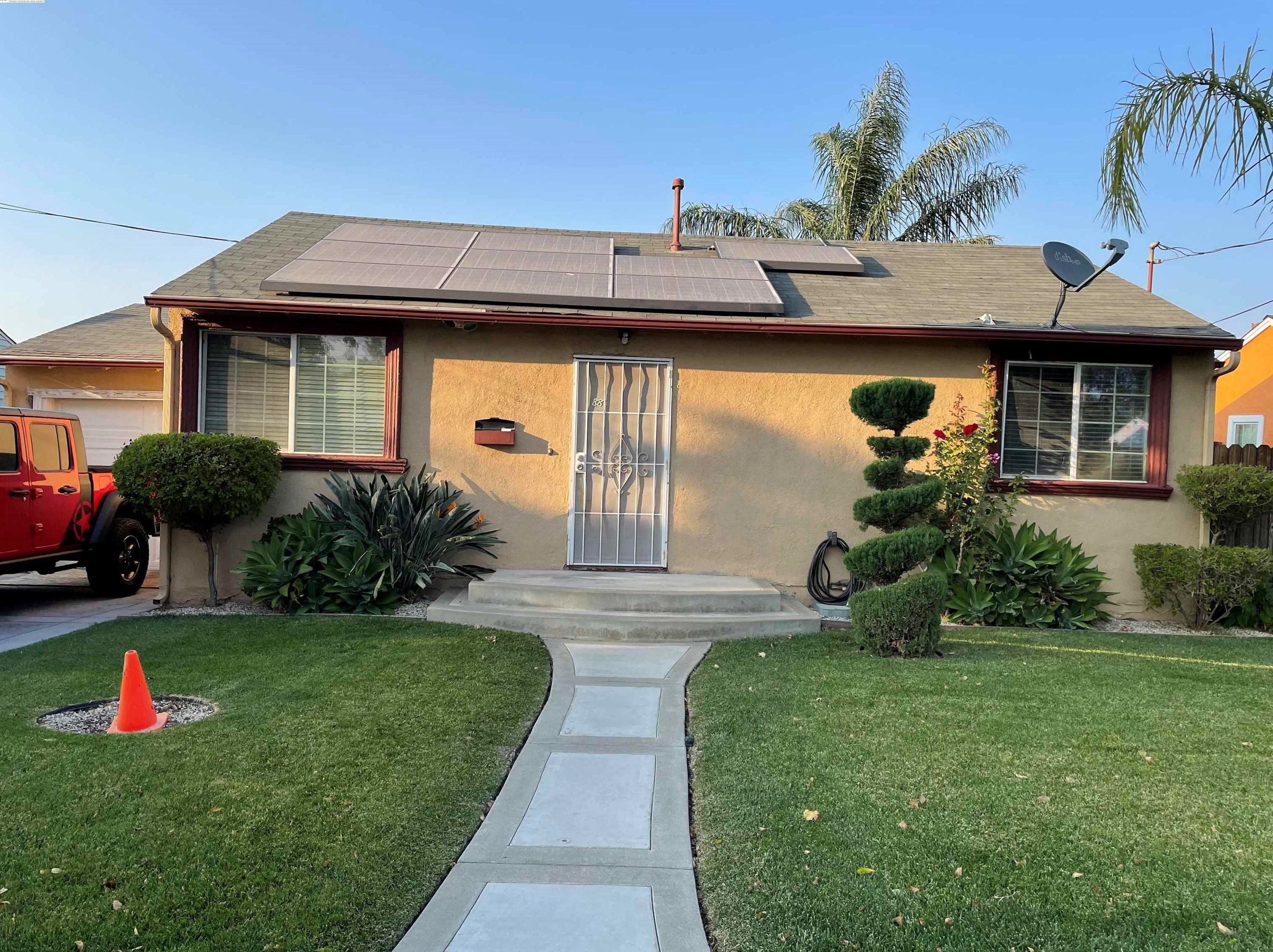 88 Alvarado Ave, West Pittsburg CA  94565-4815 exterior