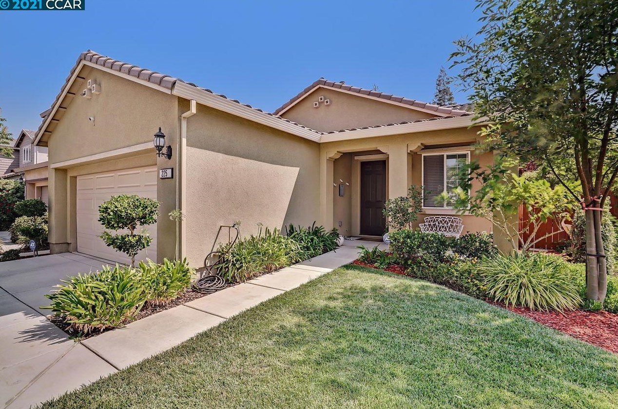 225 Silver Bell Way, Oakley, CA 94561