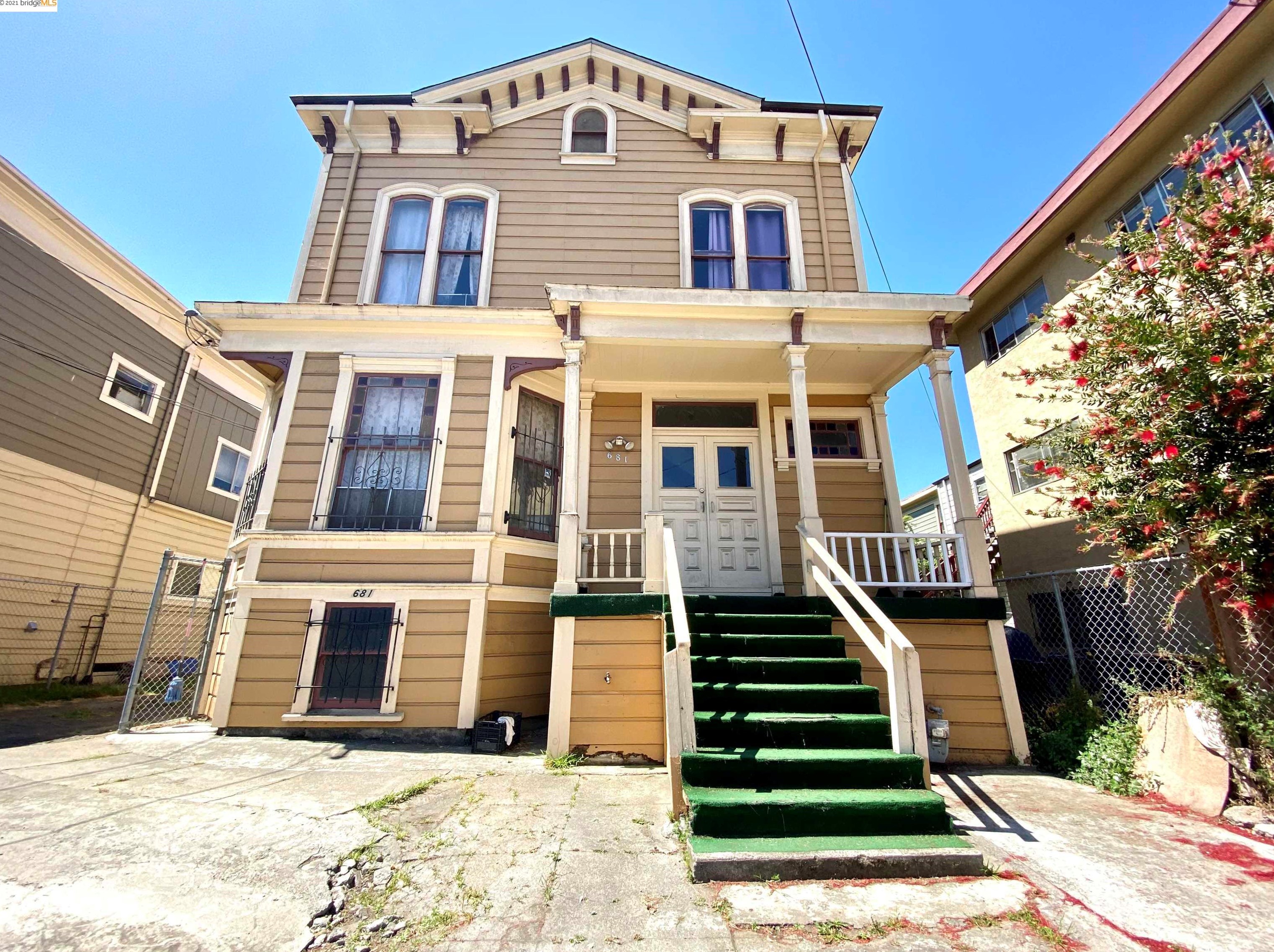 681 19th St, Oakland, CA 94612