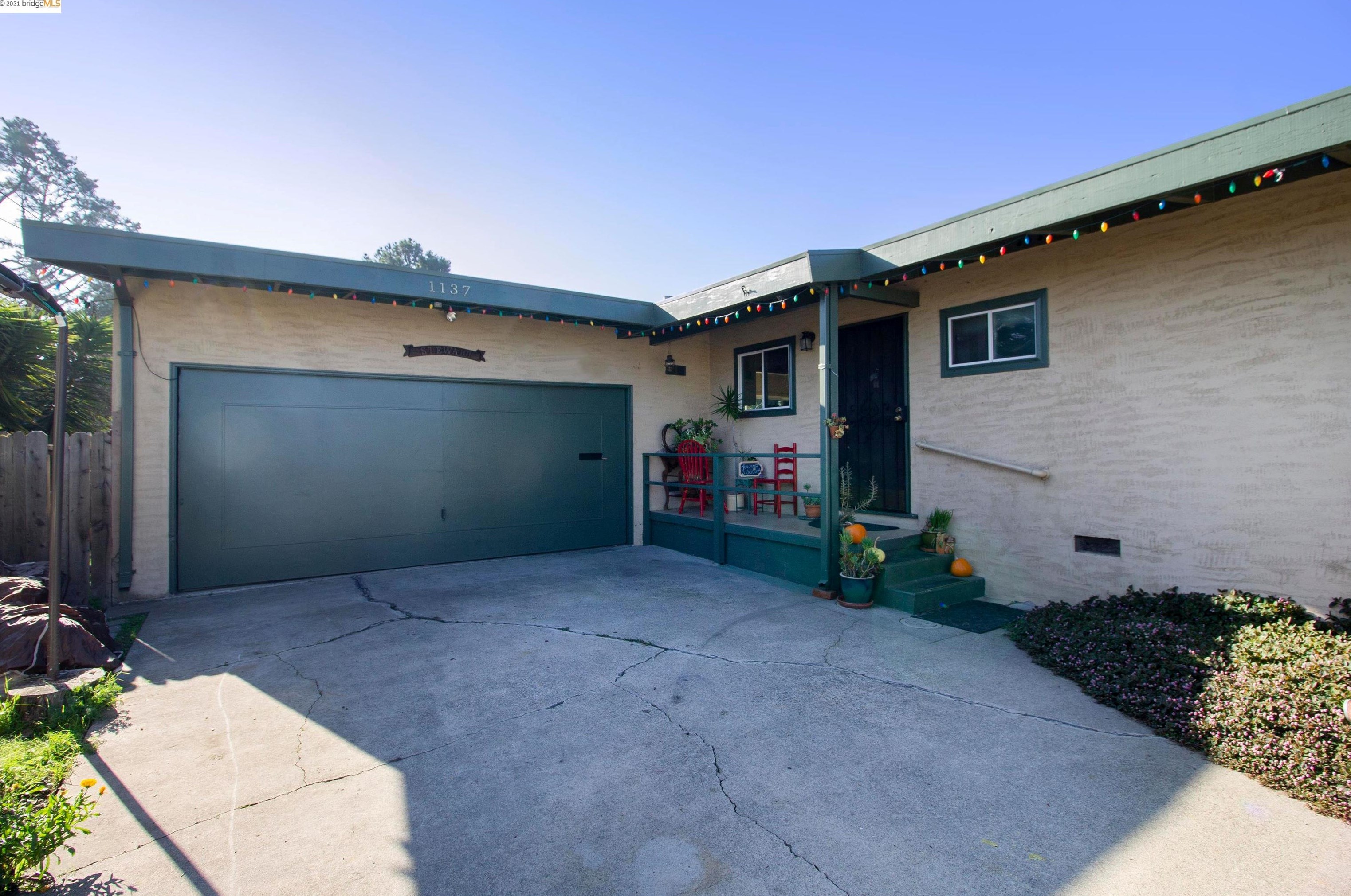 1137 Salida Way, Richmond, CA 94803-1033
