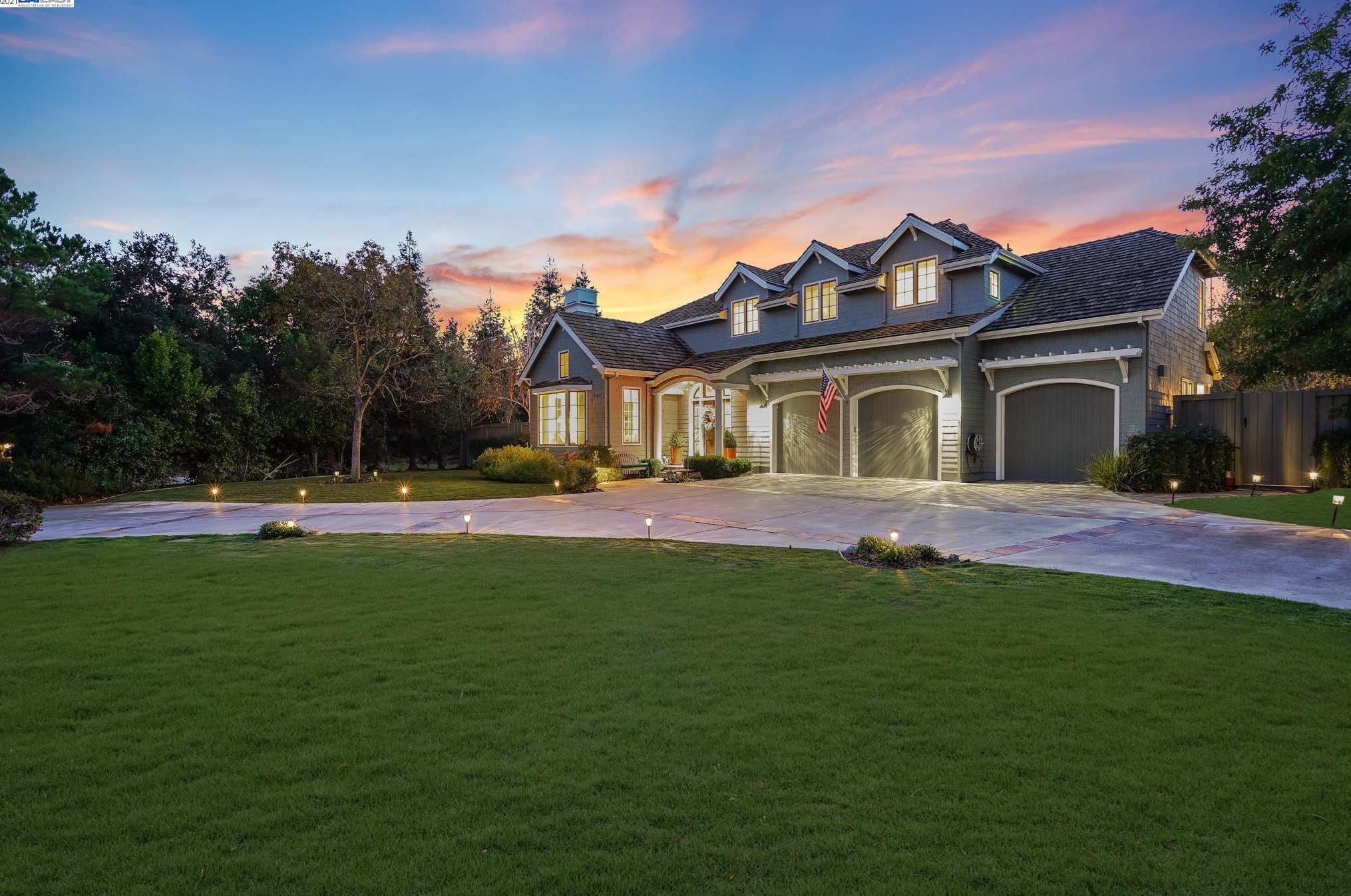 21150 Canyon Oak Way, Cupertino, CA 95014-6572