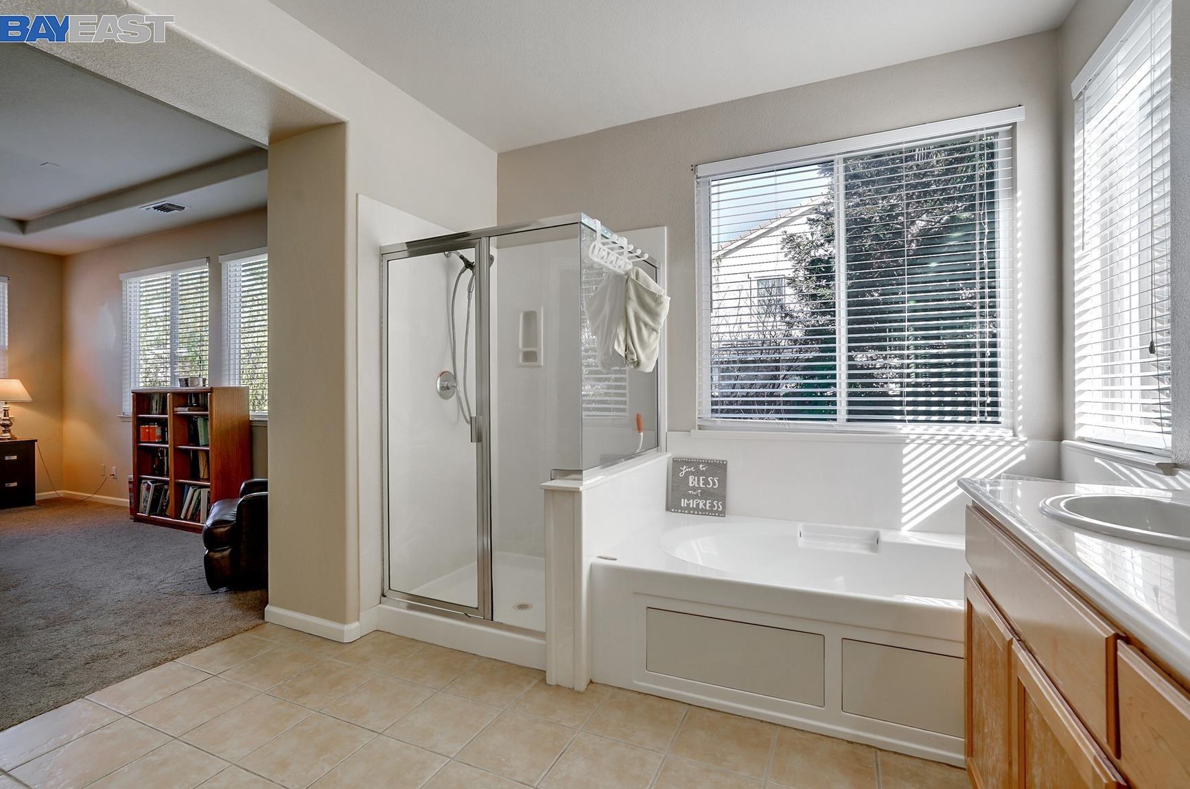 727 Bentley Ct, Los Angeles CA  94513 exterior