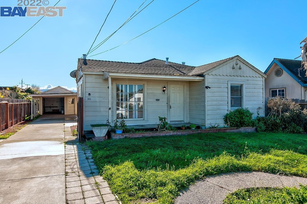 301 Curtis St, Salinas, CA 93906-3218