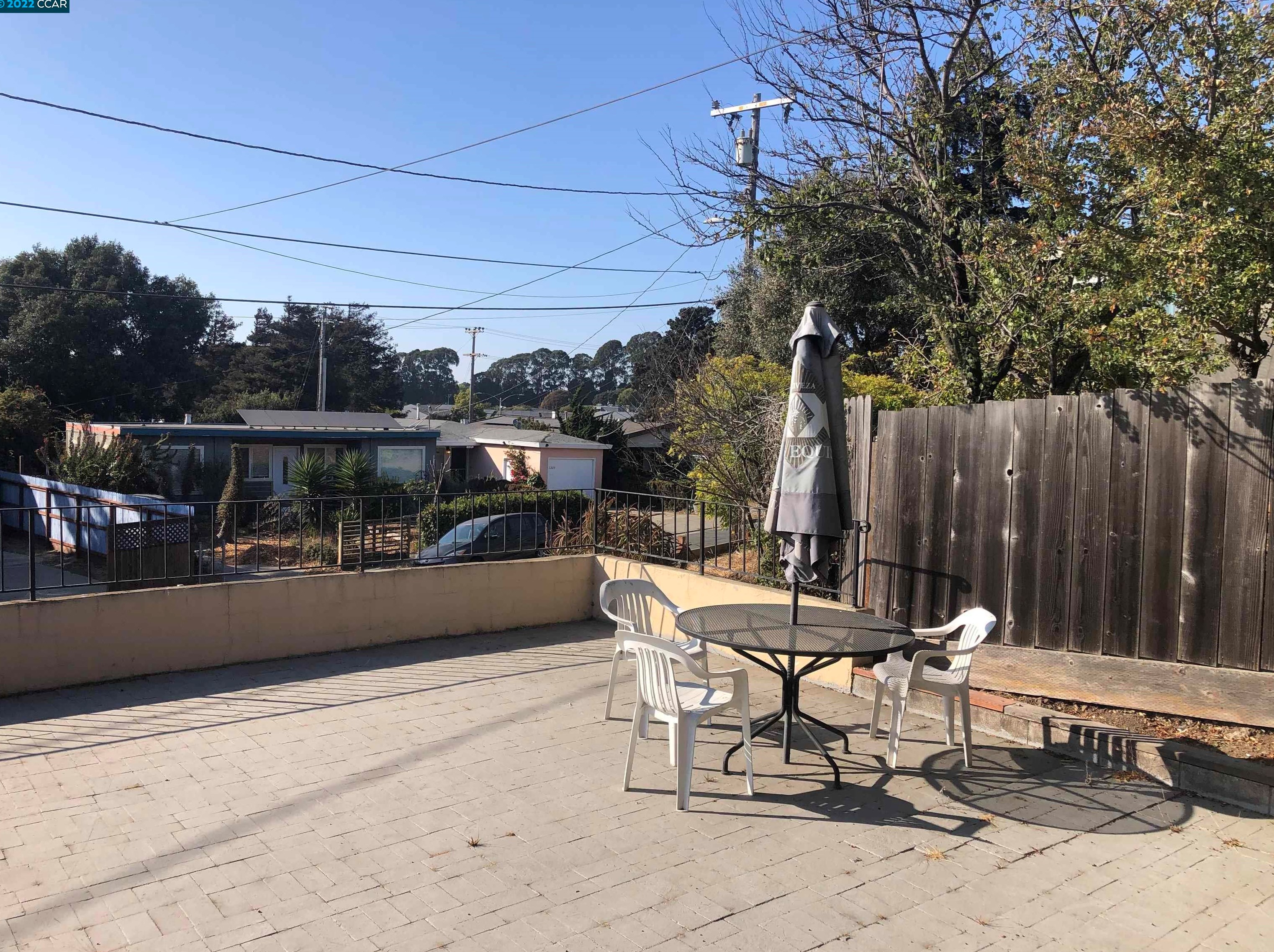 1208 Santa Clara St, Richmond, CA 94804-4949