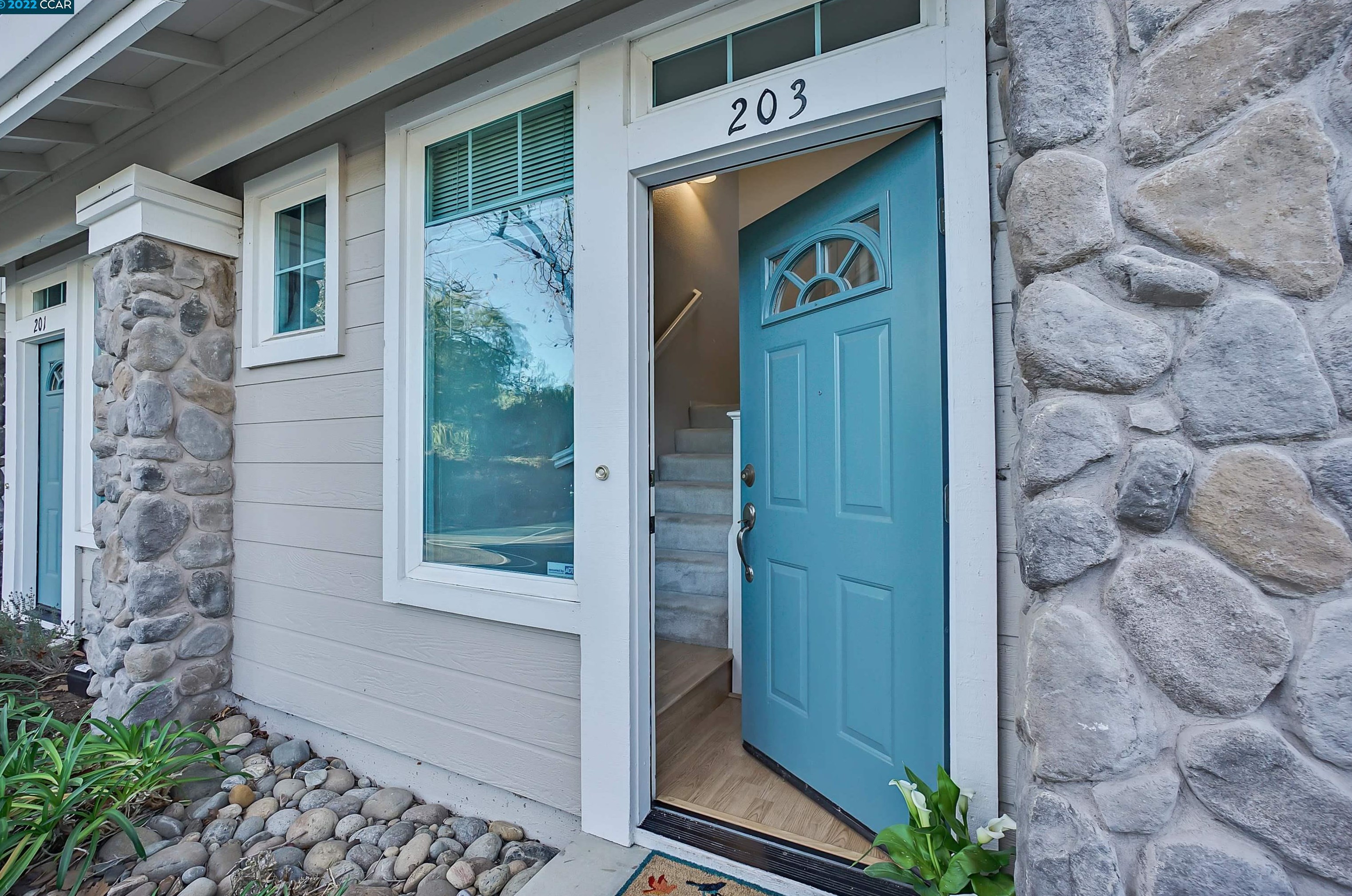 203 Condor Pl, Clayton, CA 94517-1921