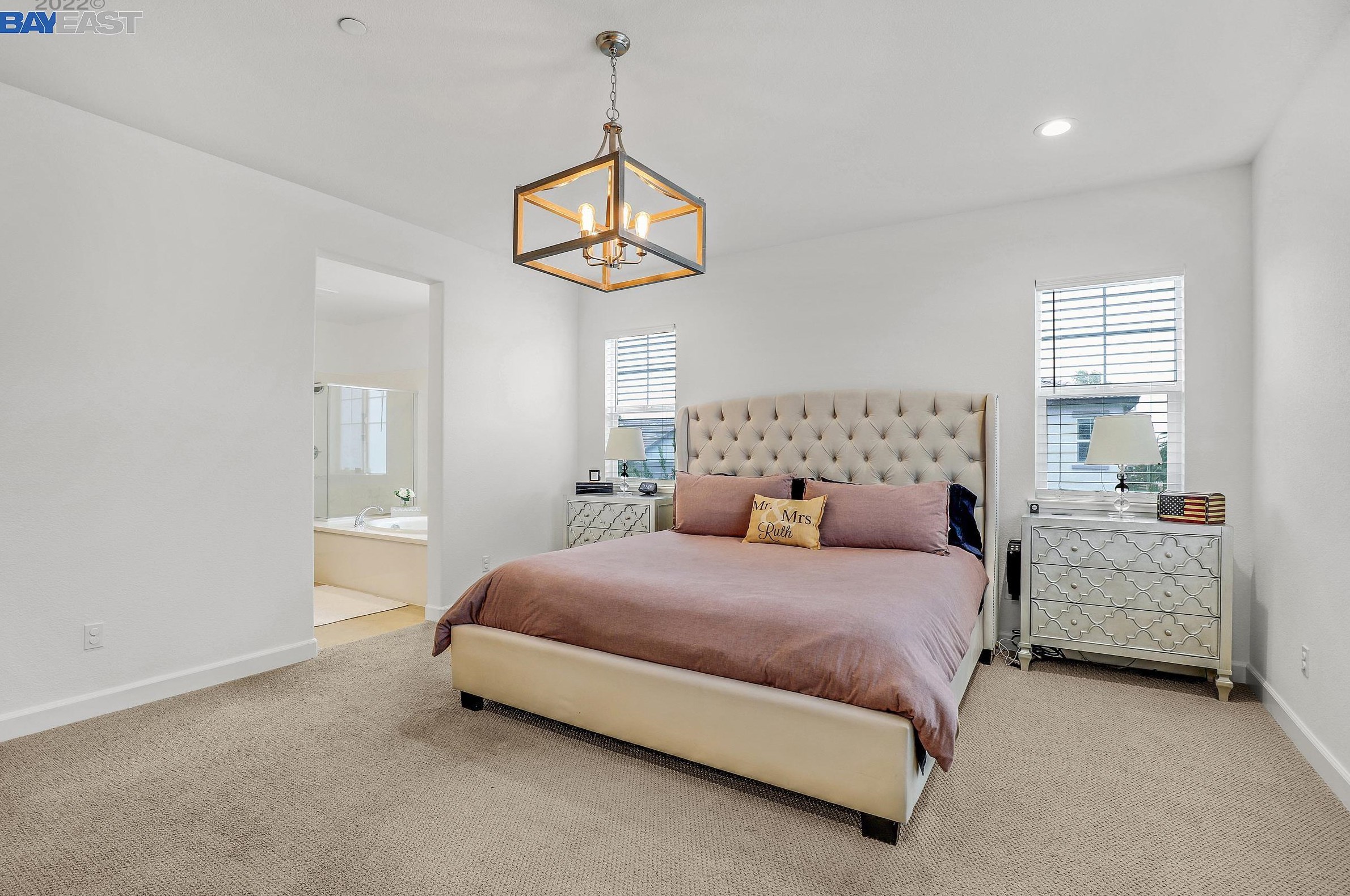 731 Jennifer St, Los Angeles CA  exterior