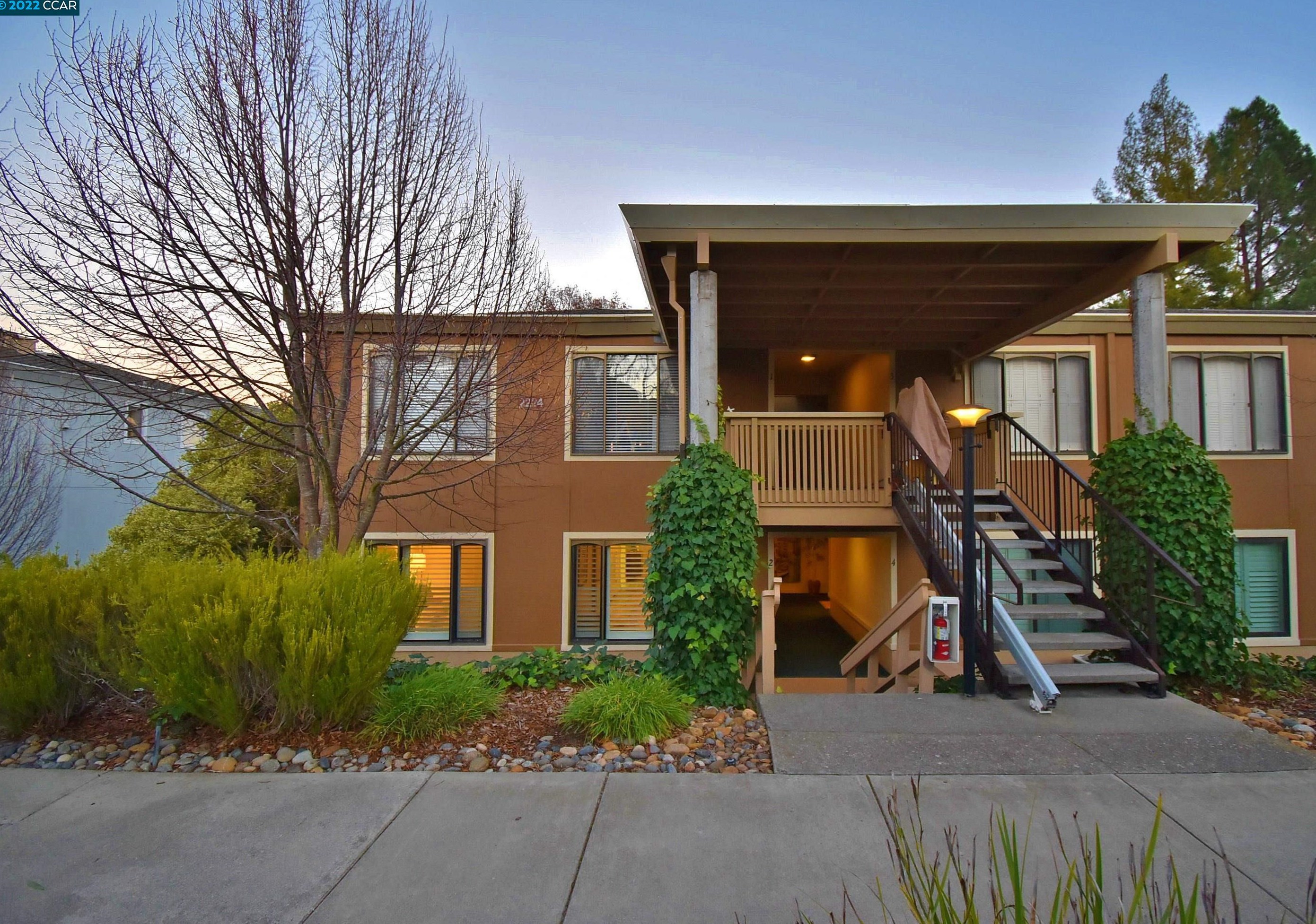 2224 Pine Knoll Dr #2, Walnut Creek, CA 94595