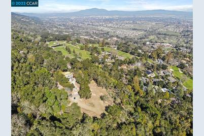 103 Castlewood Drive - Photo 1