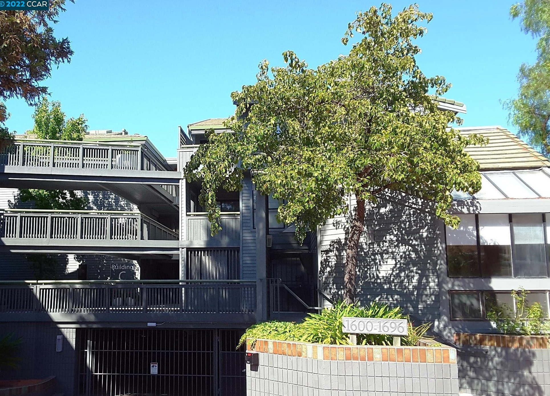 1606 San Miguel Dr, Walnut Creek, CA 94596-4864
