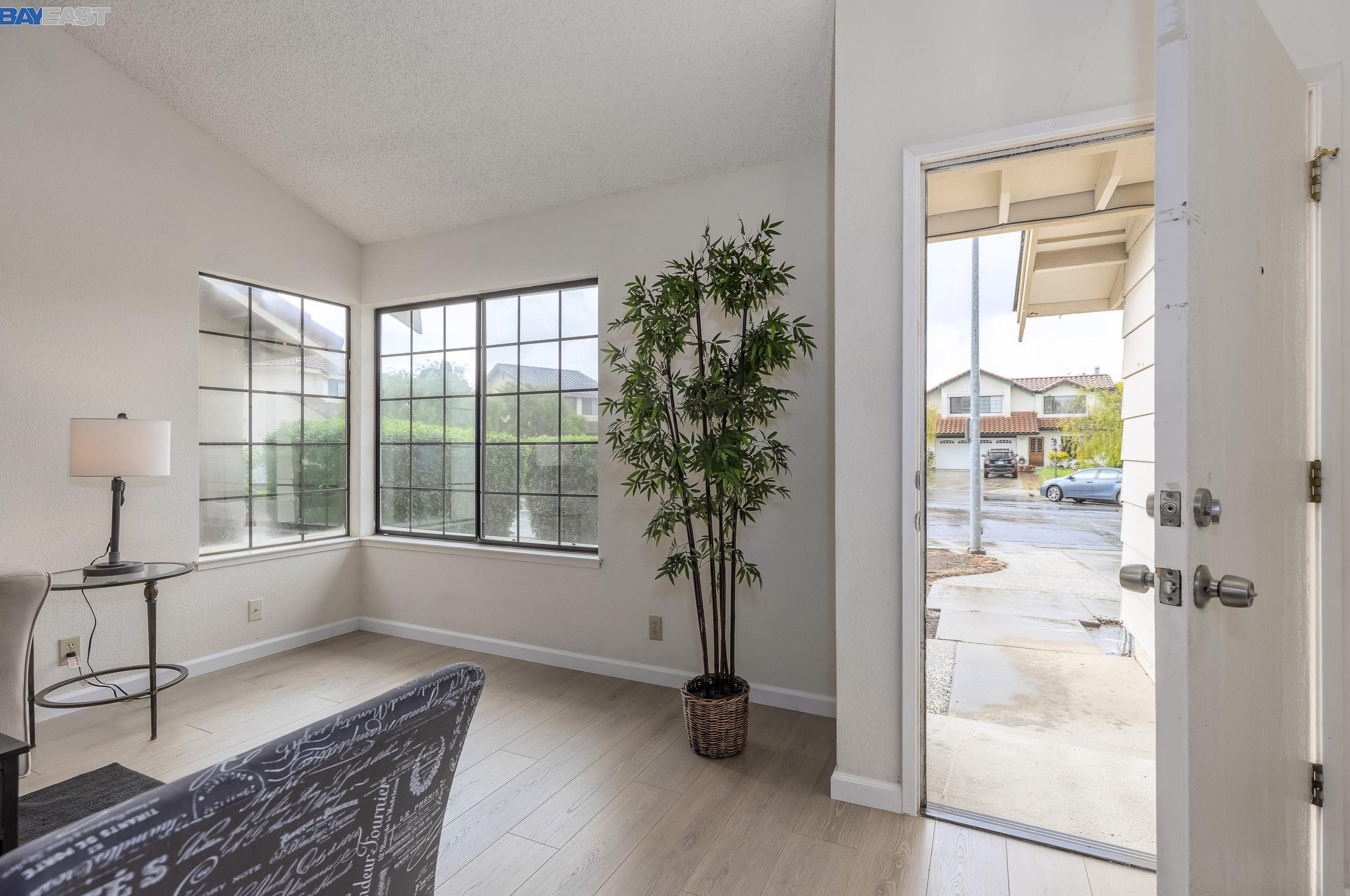 32719 Gilroy Ct, Union City, CA 94587-5616