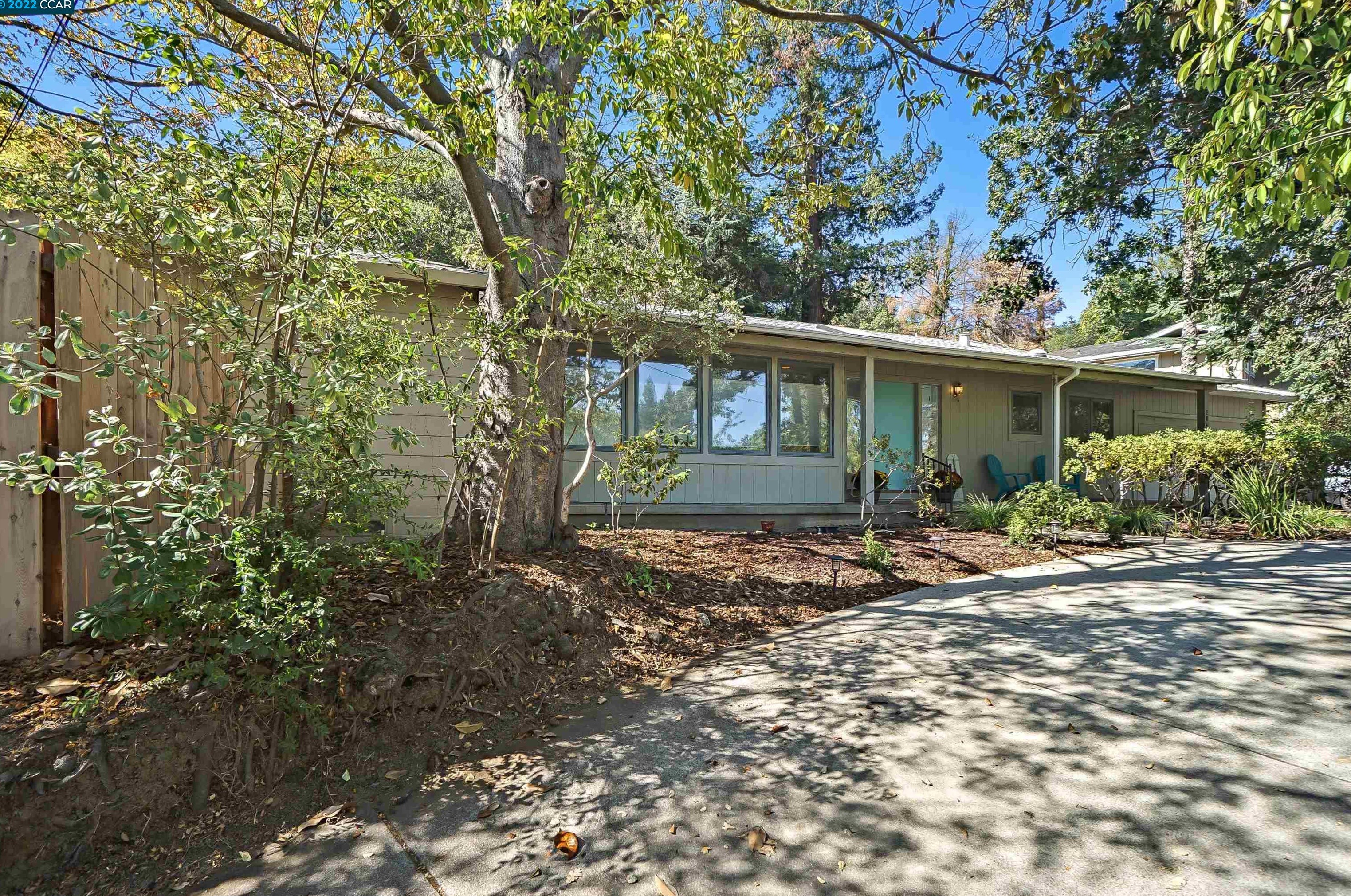 2045 Reliez Valley Rd, Lafayette, CA 94549-1803