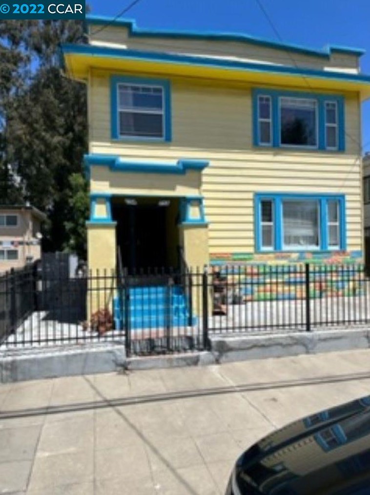 754 47th St, Oakland, CA 94609-1807