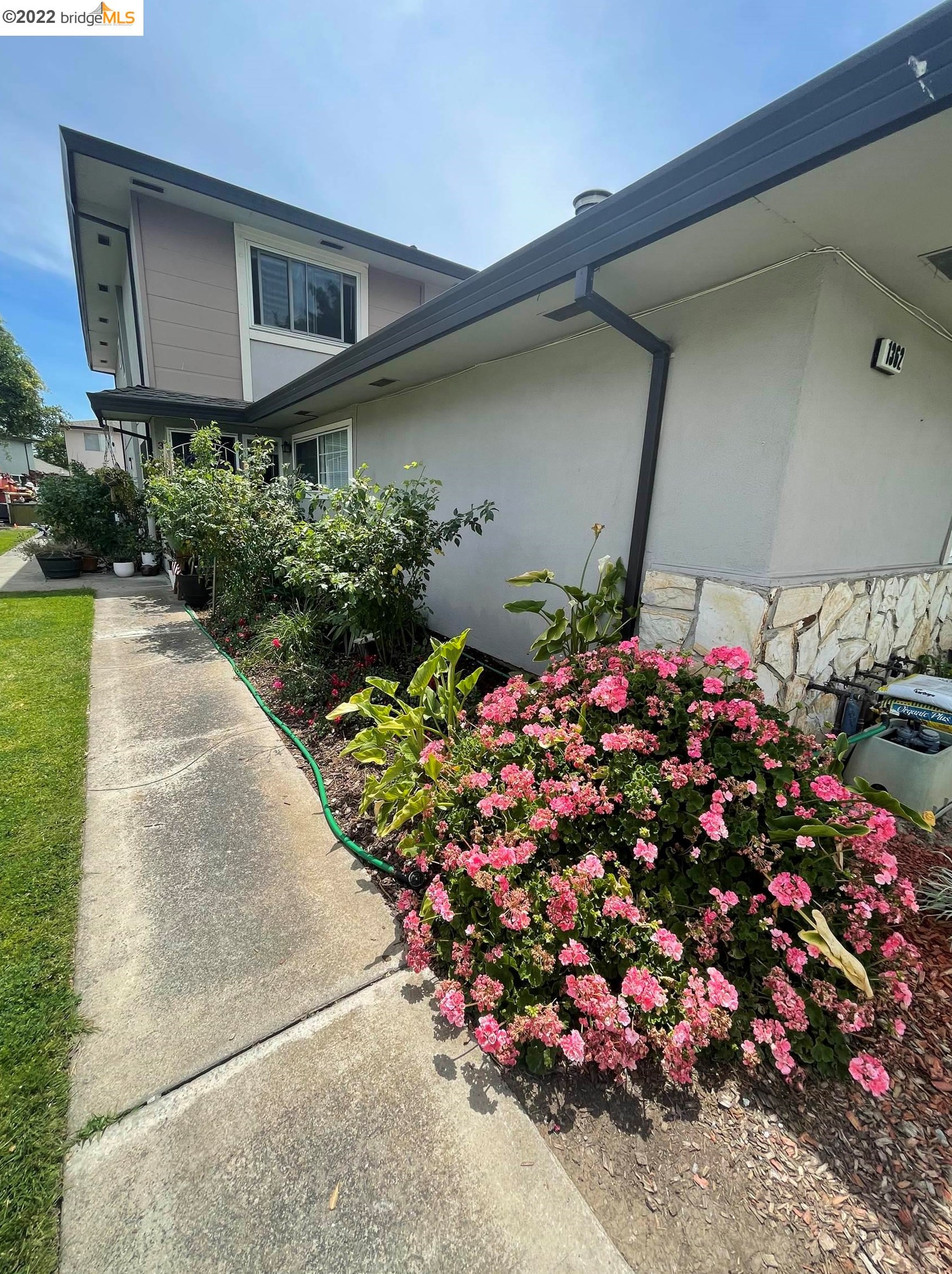 1362 Shawn Dr #3, San Jose, CA 95118
