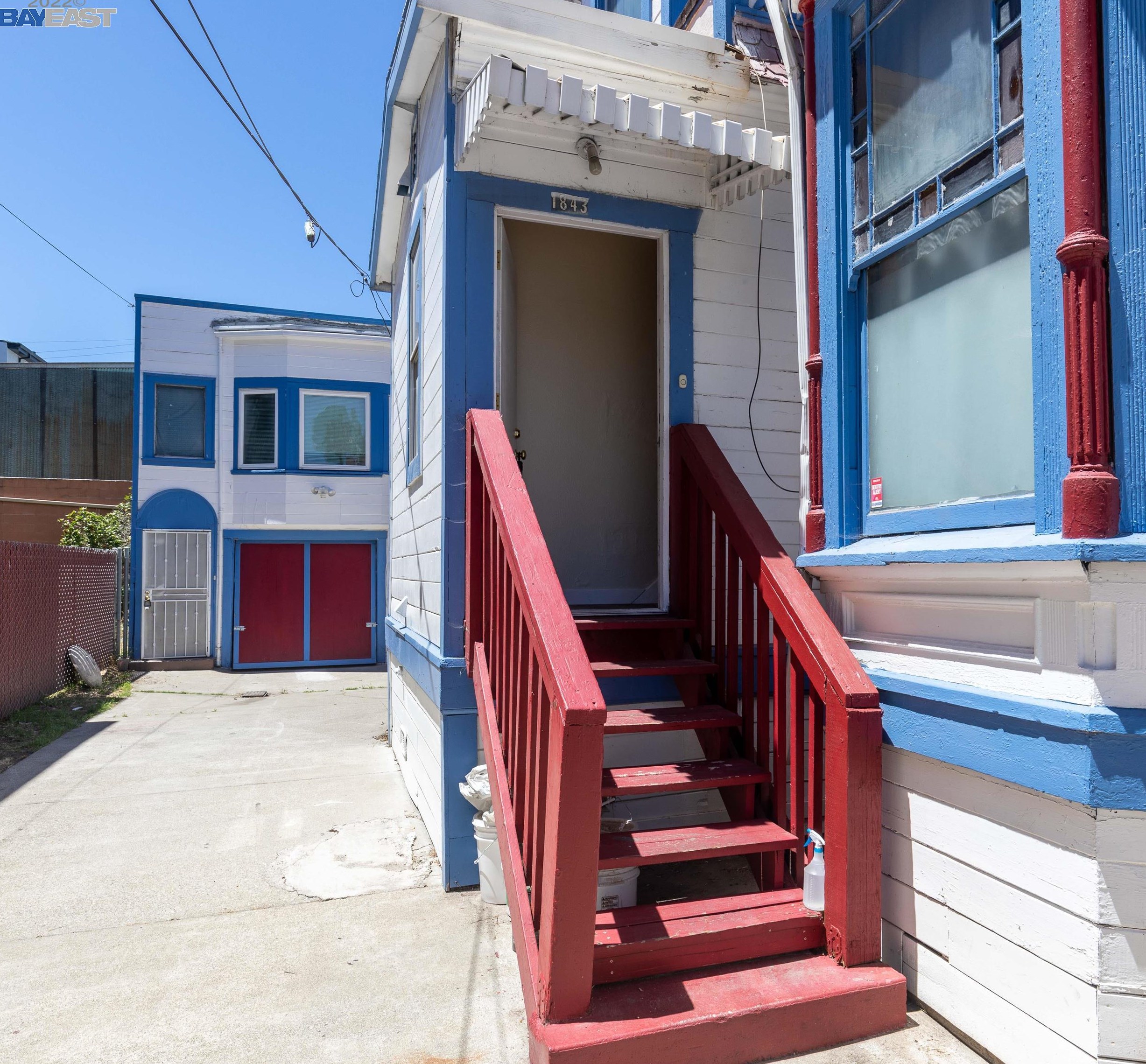 1843 Chestnut St, Oakland, CA 94607