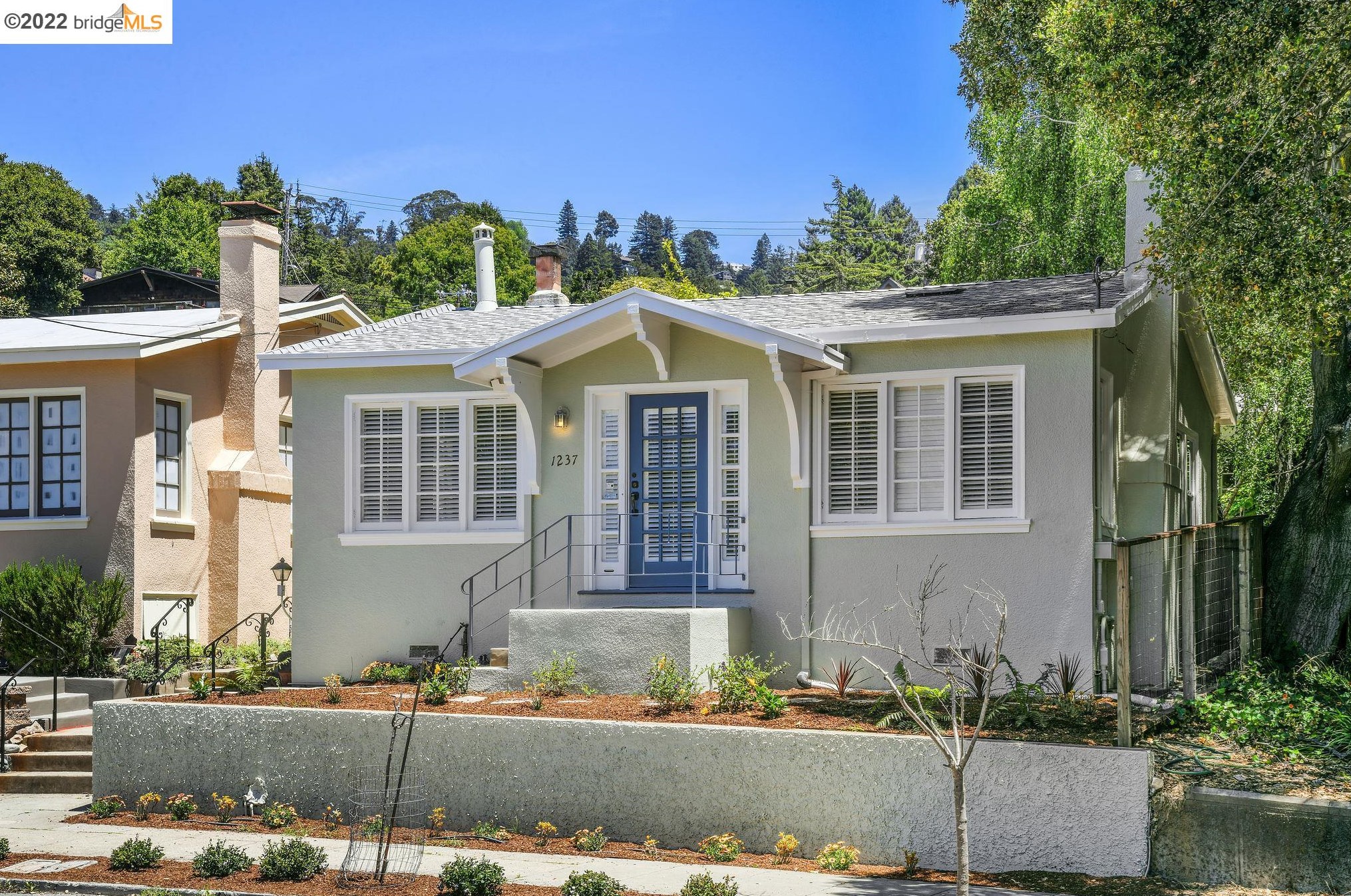 1237 Oxford St, Berkeley, CA 94709