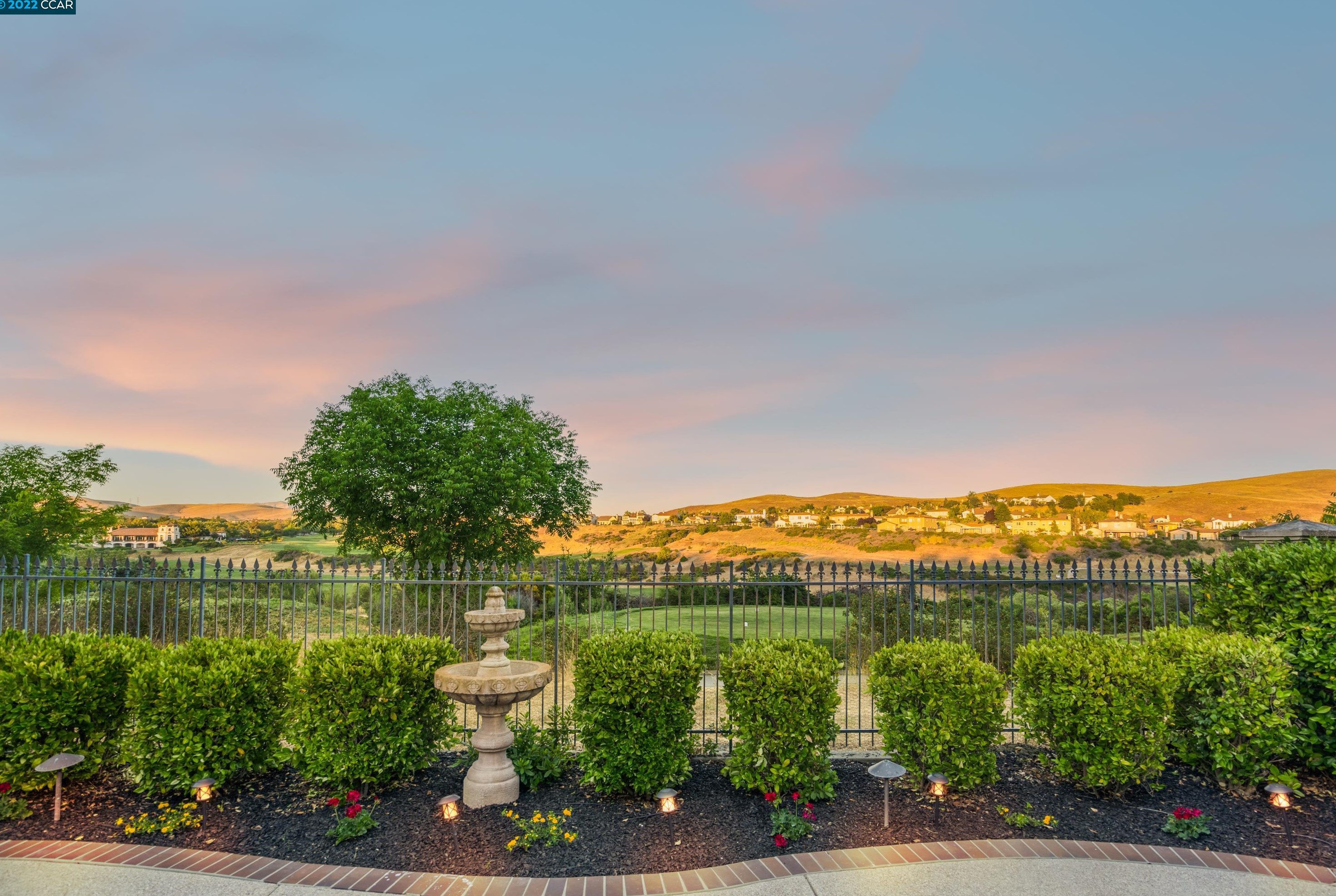 1299 Ustilago Dr, San Ramon, CA 94582