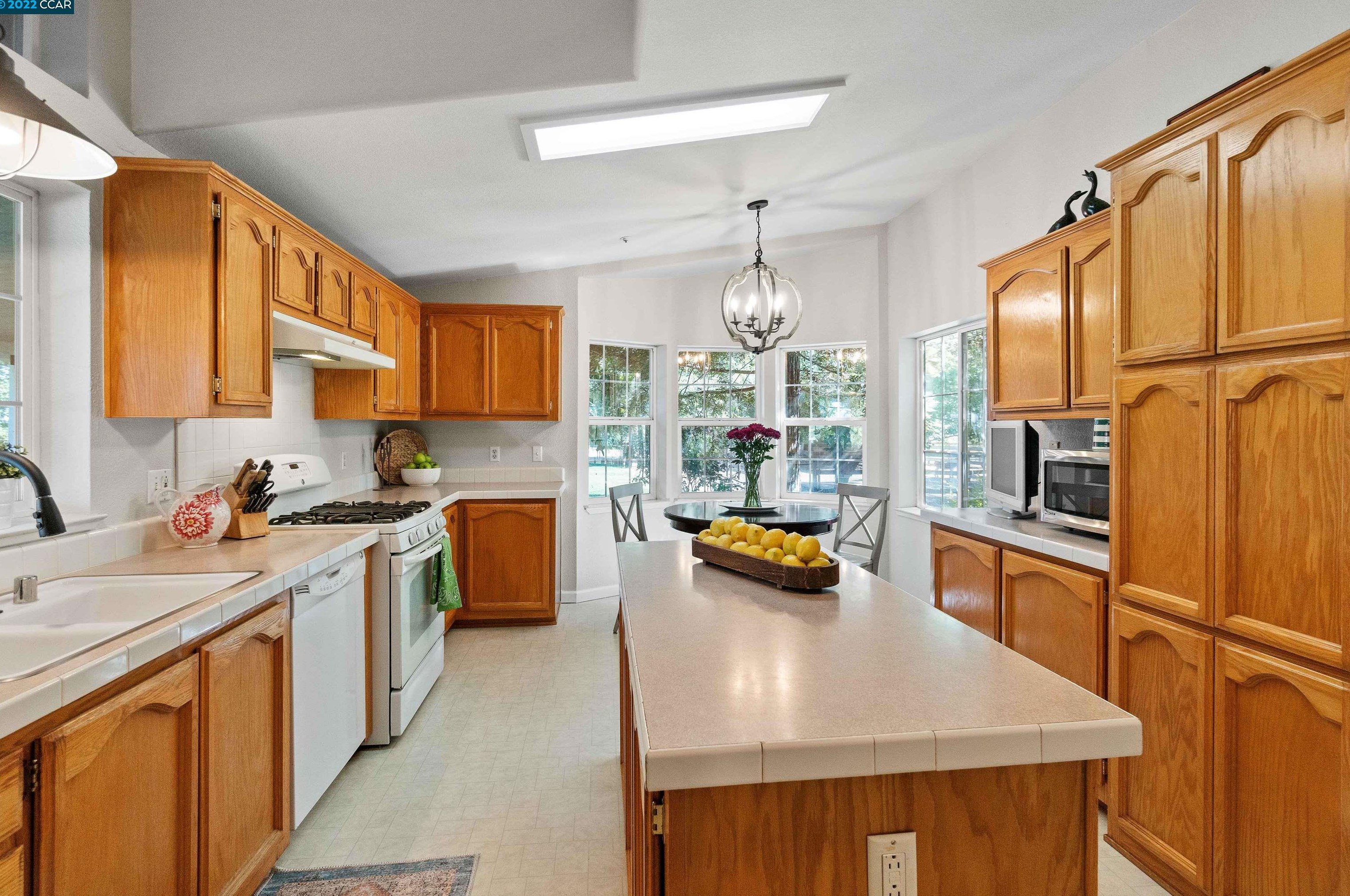 2601 Eden Plains Rd, Los Angeles CA  94513 exterior
