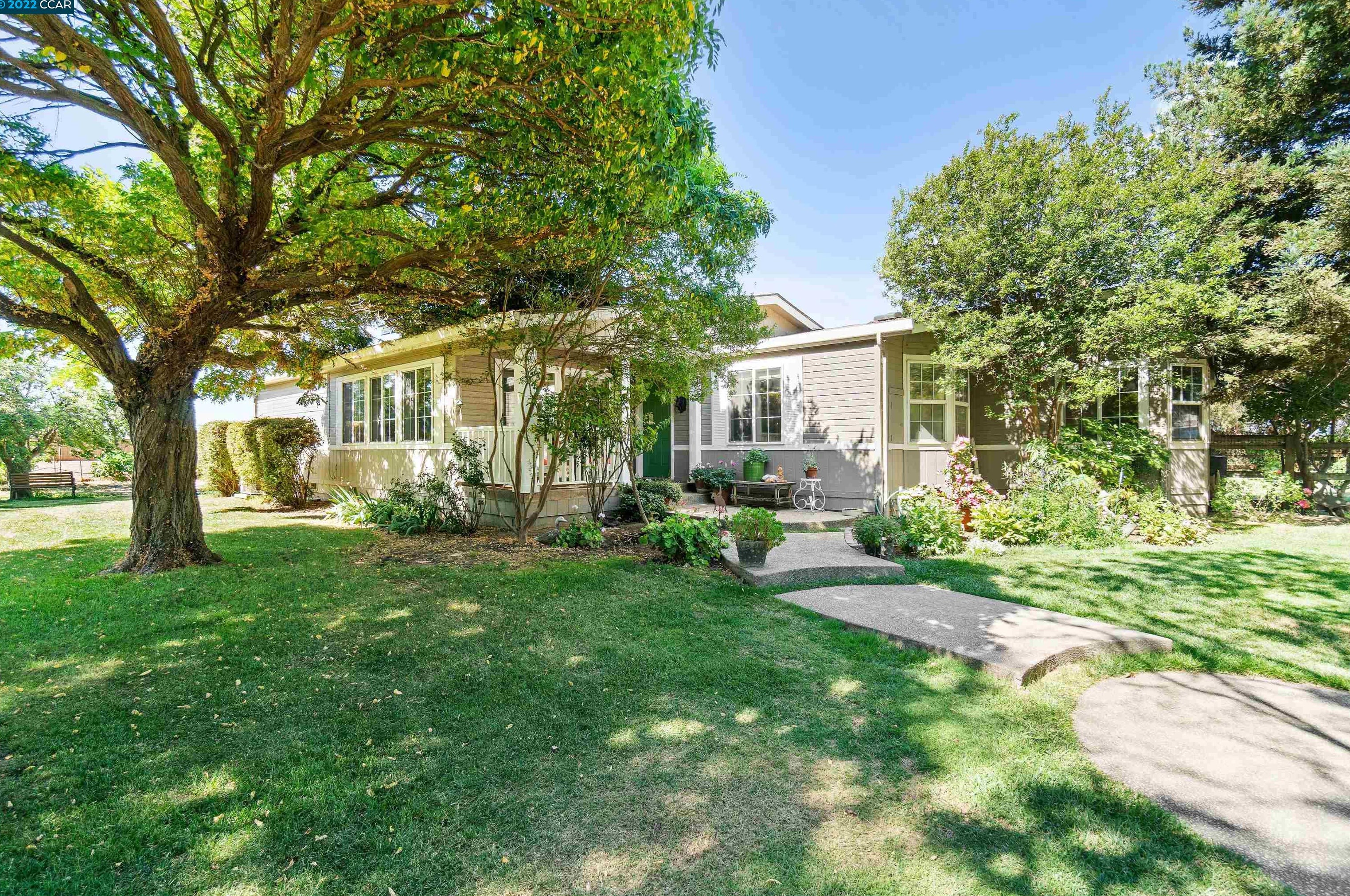 2601 Eden Plains Rd, Los Angeles CA  94513 exterior