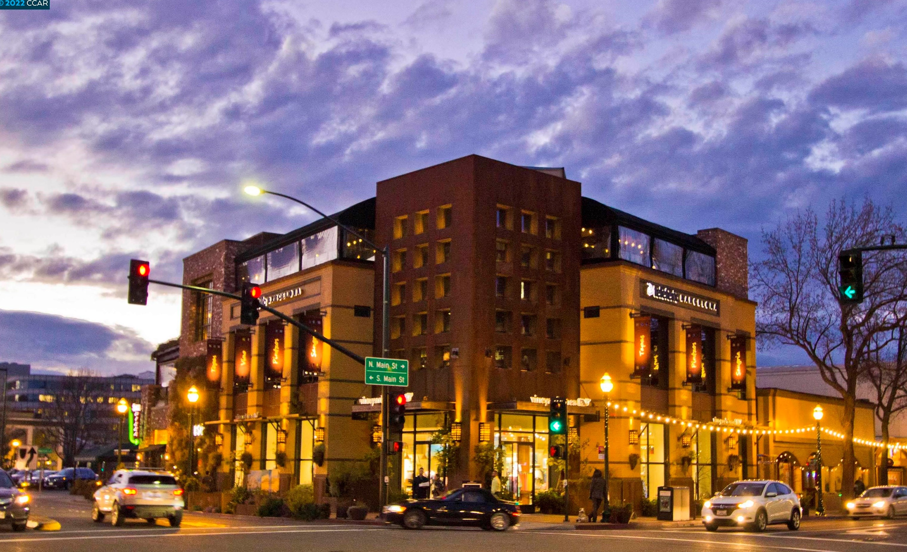 350 Civic Dr, Walnut Creek CA 94596-3668 exterior