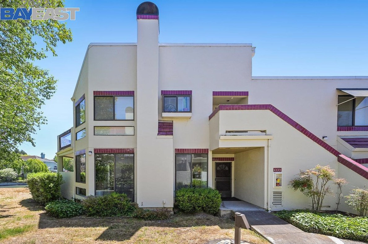 542 Shorebird Cir, Redwood City, CA 94065-1037