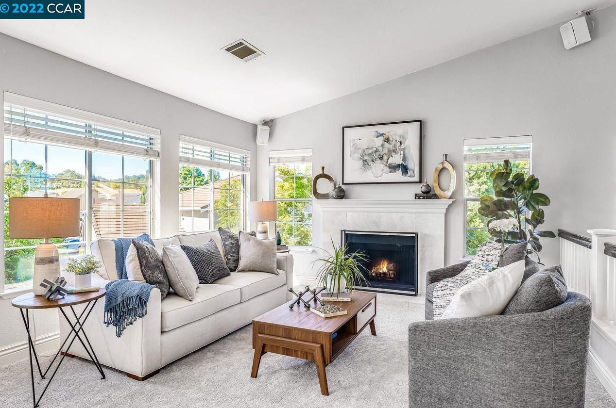 305 Oakwood Cir, Pacheco, CA 94553