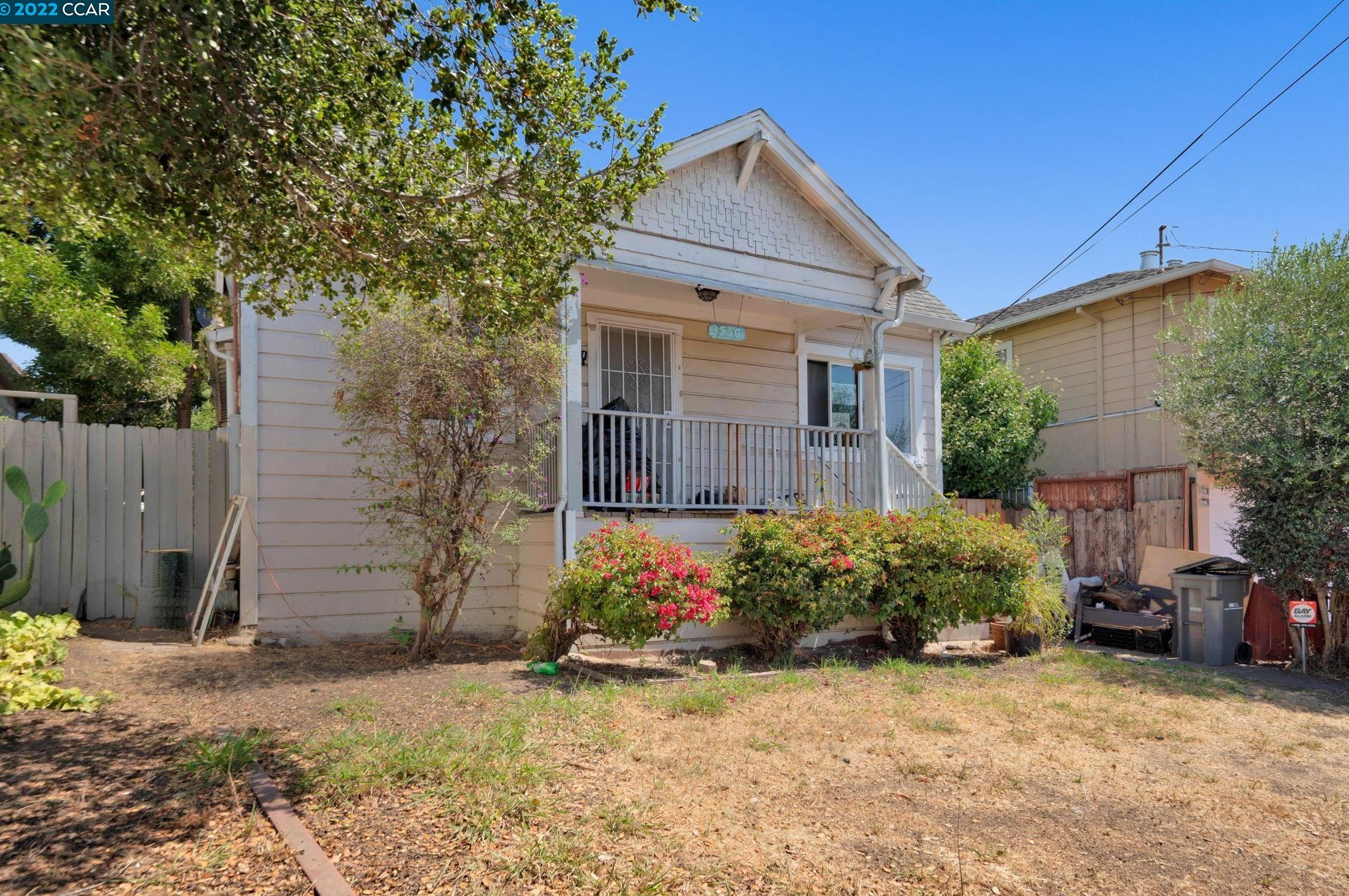 3550 Davis St, Oakland, CA 94601
