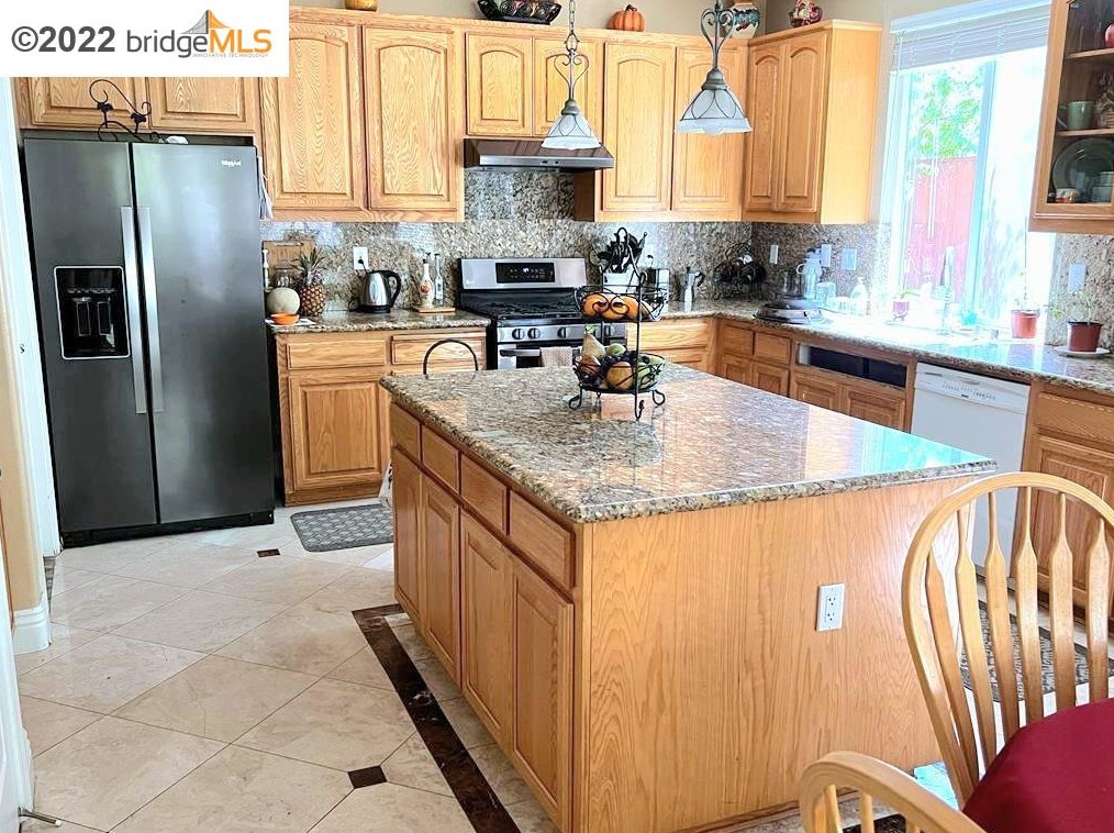 1703 Observation Way, Antioch, CA 94531-9137