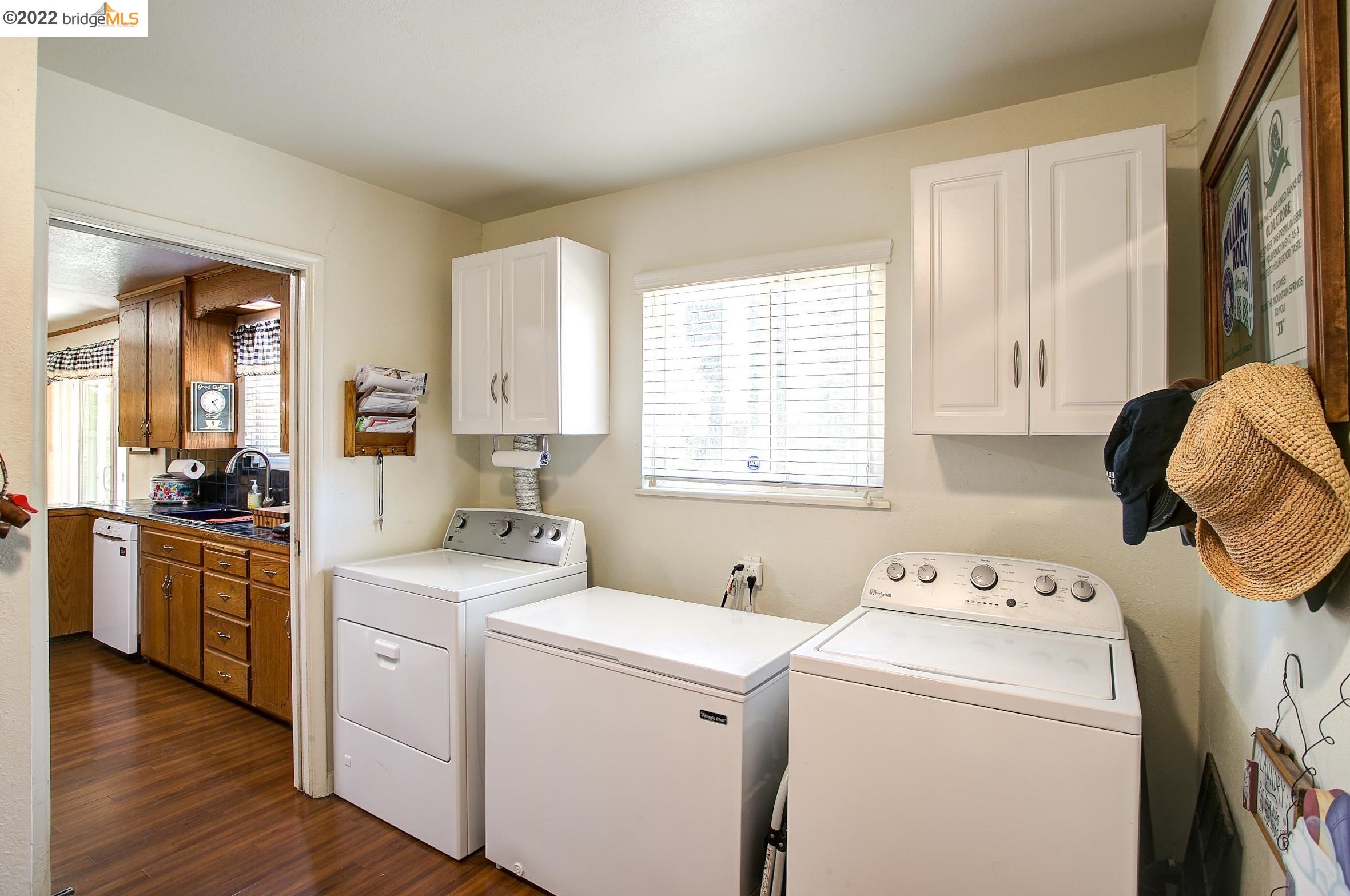 882 Dainty Ave, Los Angeles CA  94513-1206 exterior