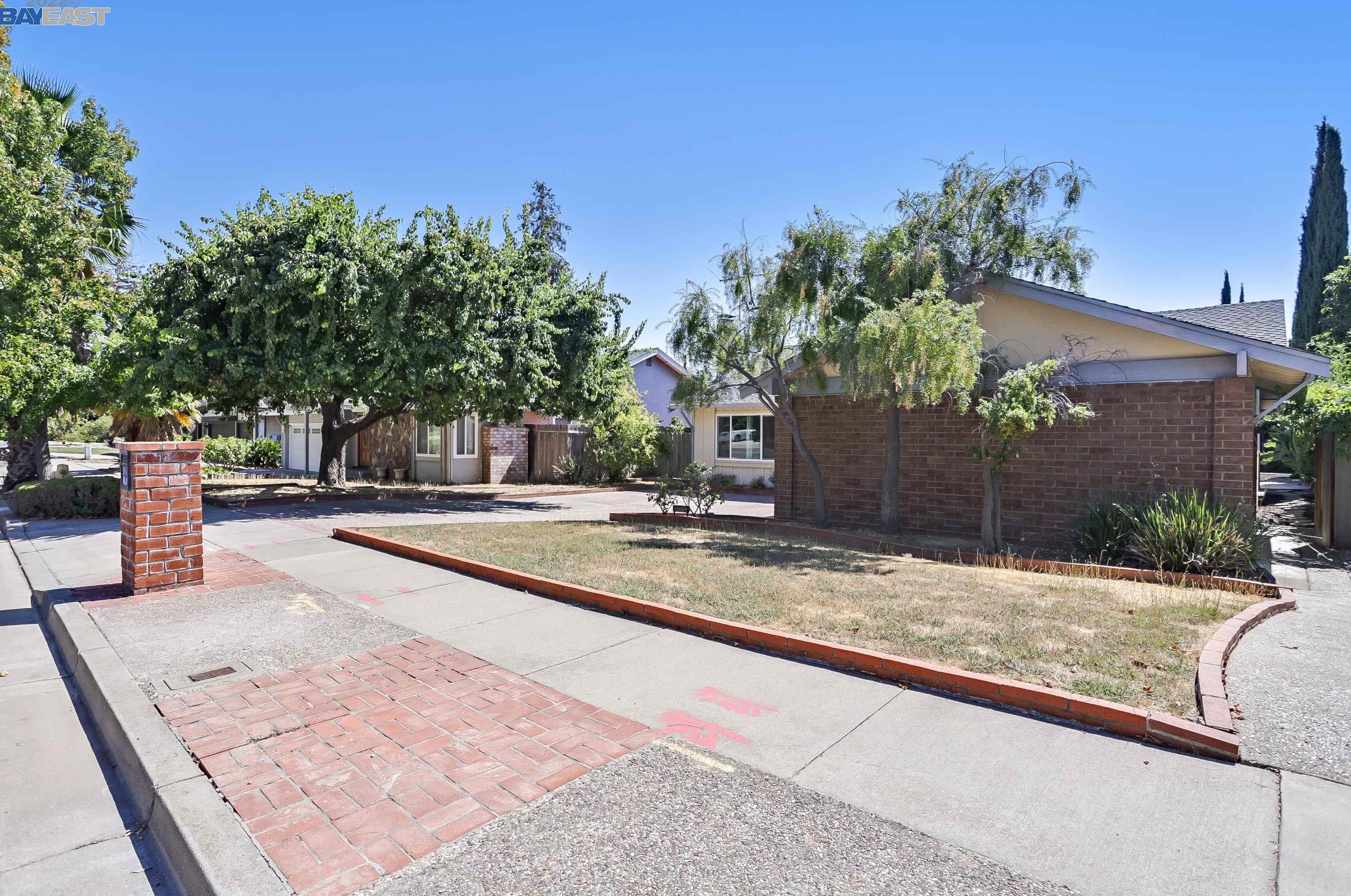 40689 Canyon Heights Dr, Fremont, CA 94539-3849