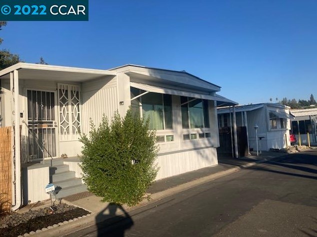 146 Scenic Dr, Concord CA  94518-2039 exterior