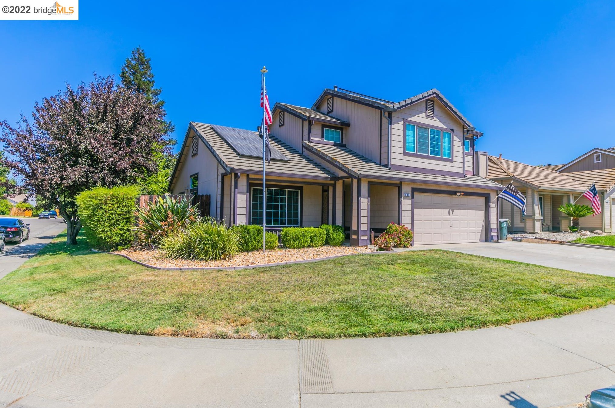 690 Woodard Way, Liberty Farms, CA 95620