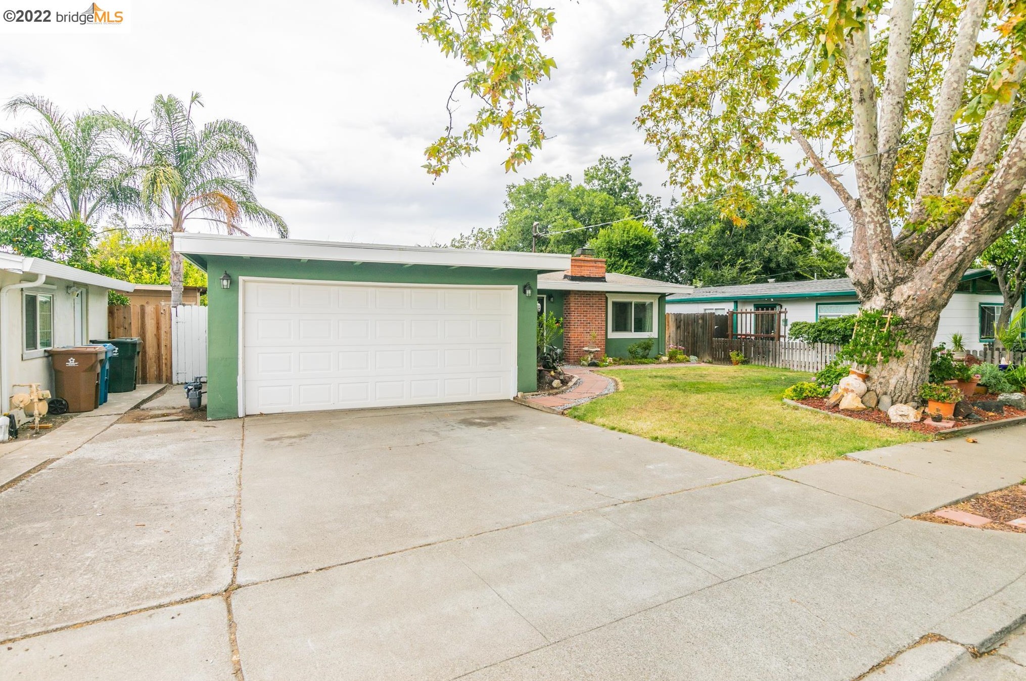 29 Bryan Ave, Antioch, CA 94509-3837